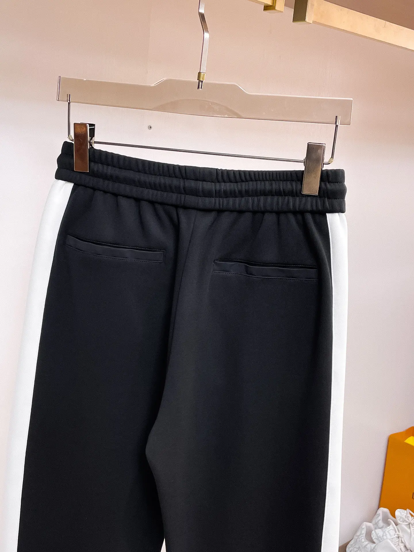 Logo-Embroidered Side-Stripe Sweatpants D29014481 — view 8