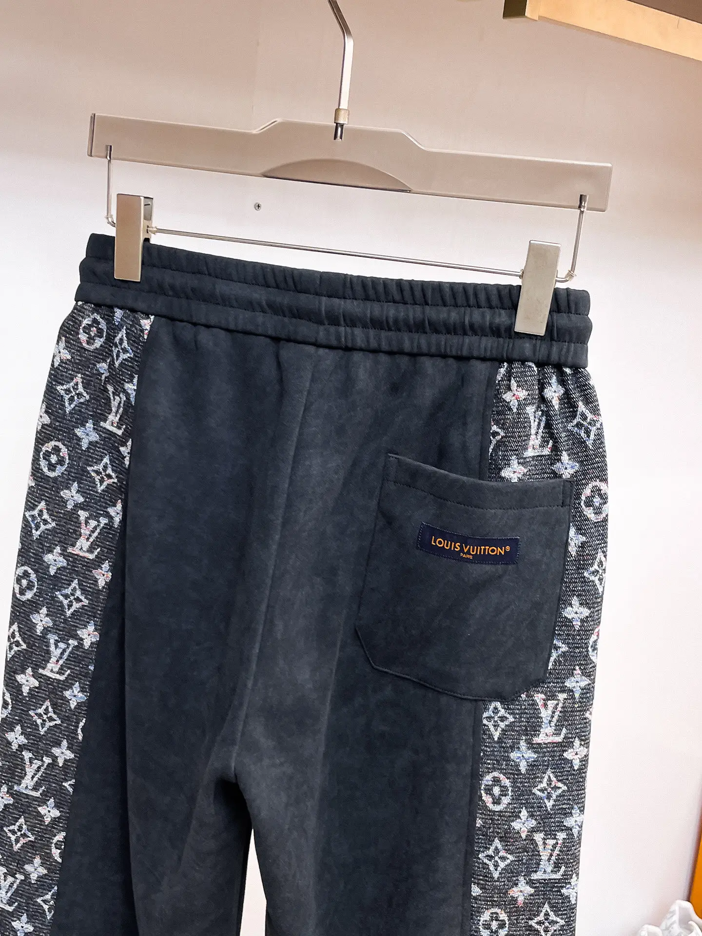 Monogram Side-Stripe Sweatpants D29014639 — view 7