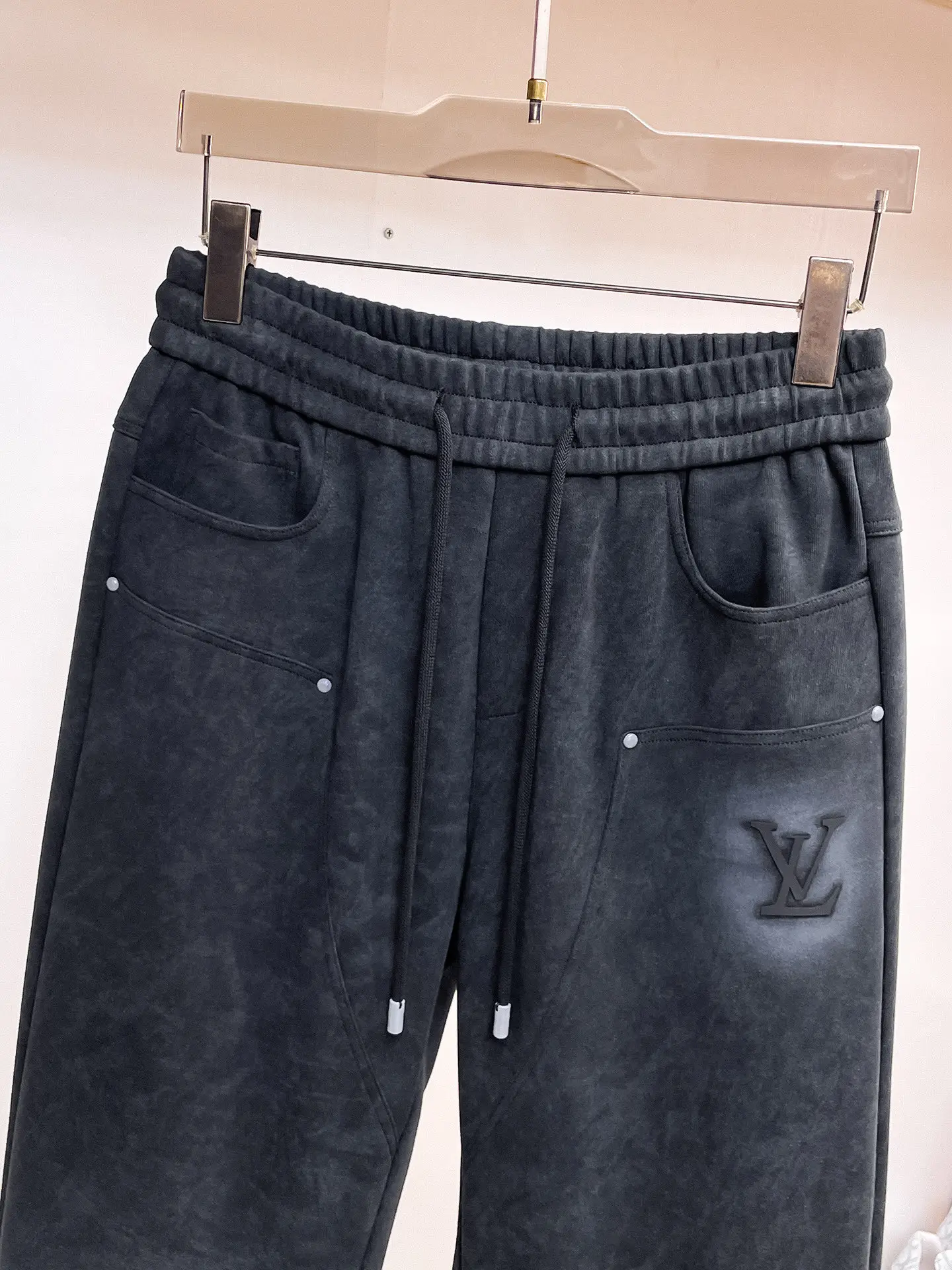 Logo-Embossed Drawstring Sweatpants D29014653 — view 3