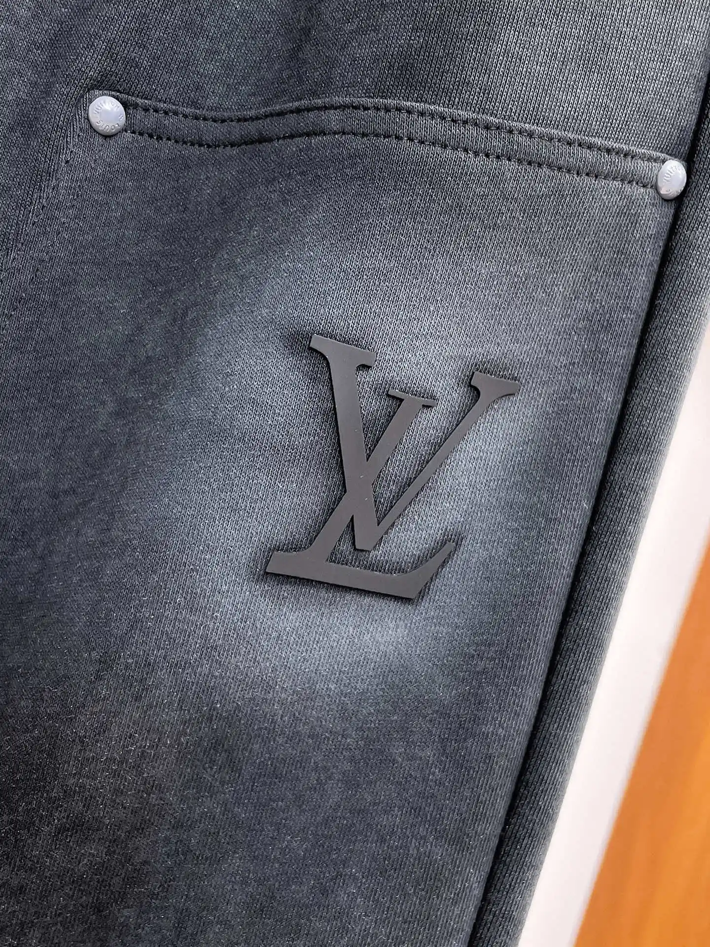 Logo-Embossed Drawstring Sweatpants D29014653 — view 4