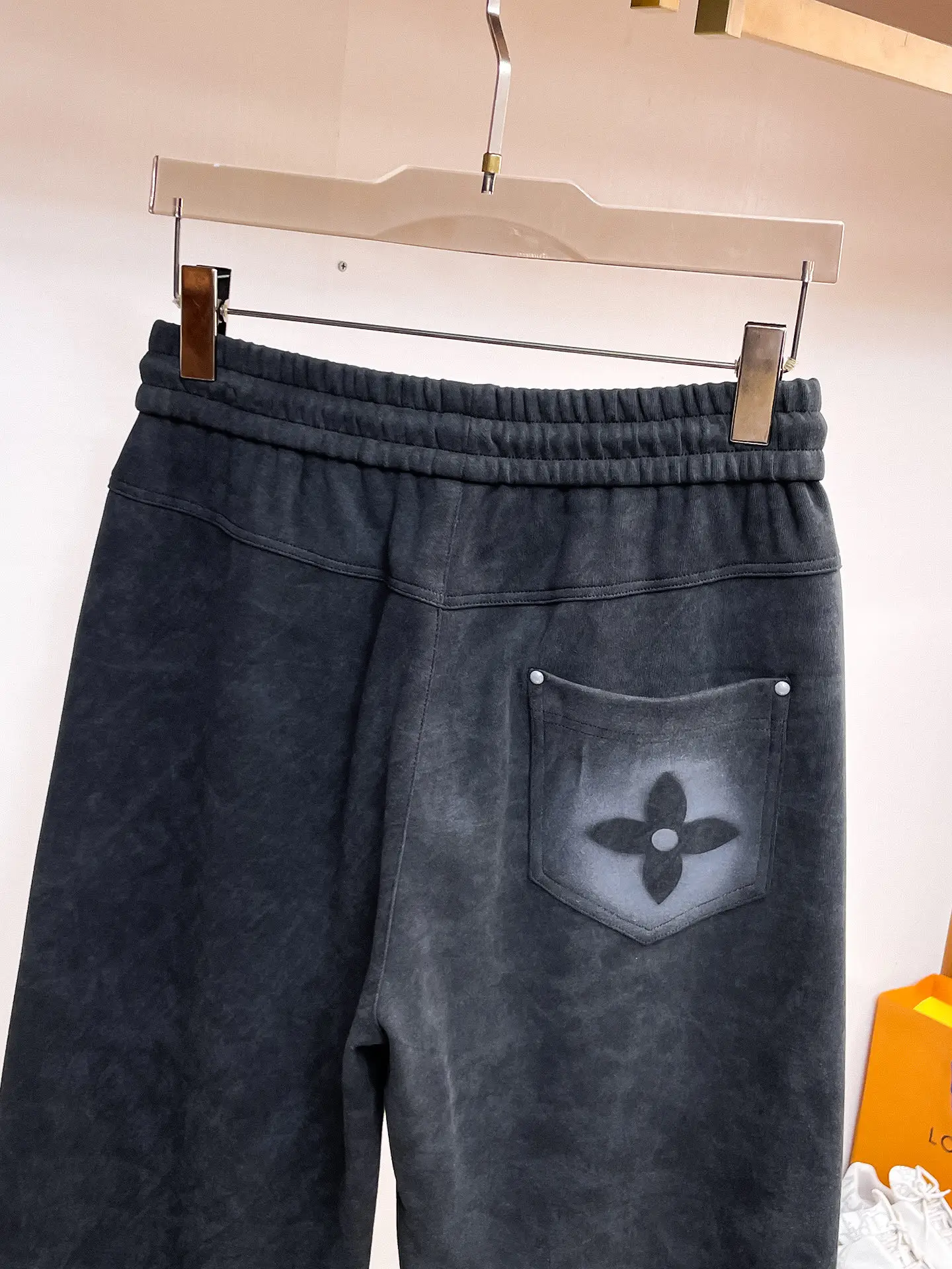 Logo-Embossed Drawstring Sweatpants D29014653 — view 10