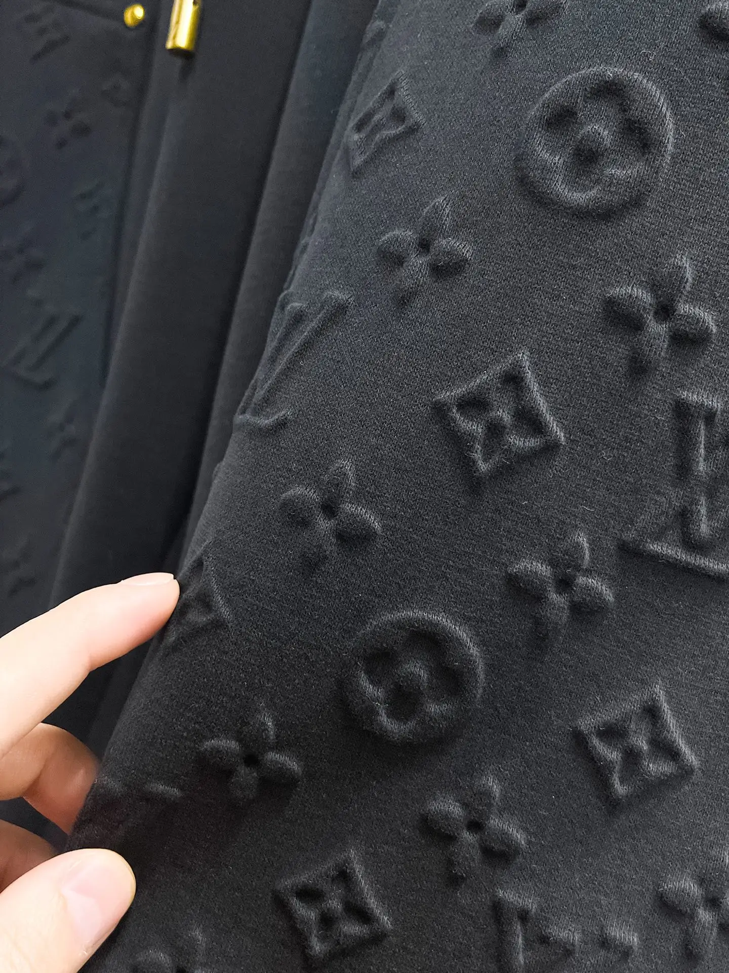 Monogram Embossed Panel Sweatpants D29014492 — view 4