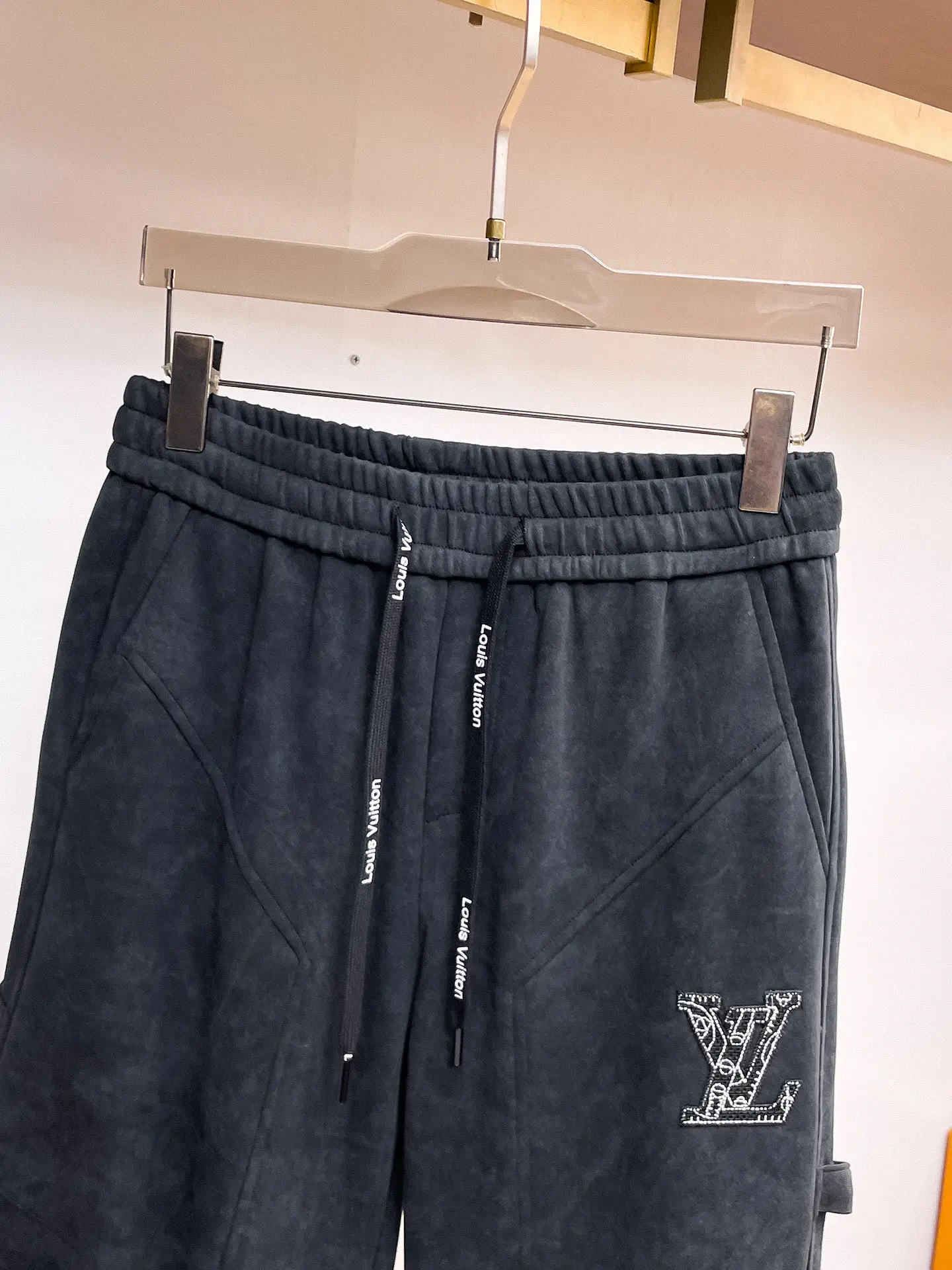 Logo-Embroidered Straight-Leg Sweatpants D29014659 — view 3