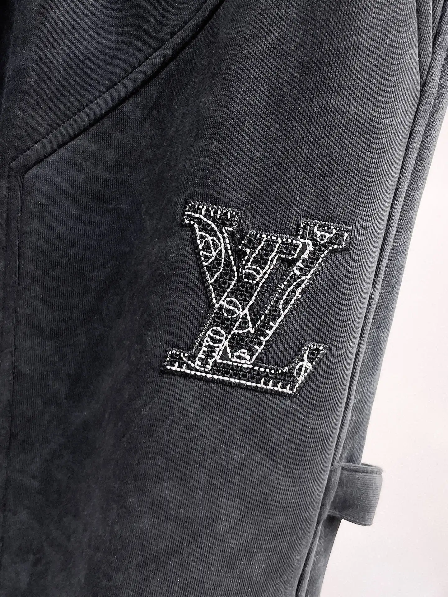 Logo-Embroidered Straight-Leg Sweatpants D29014659 — view 4