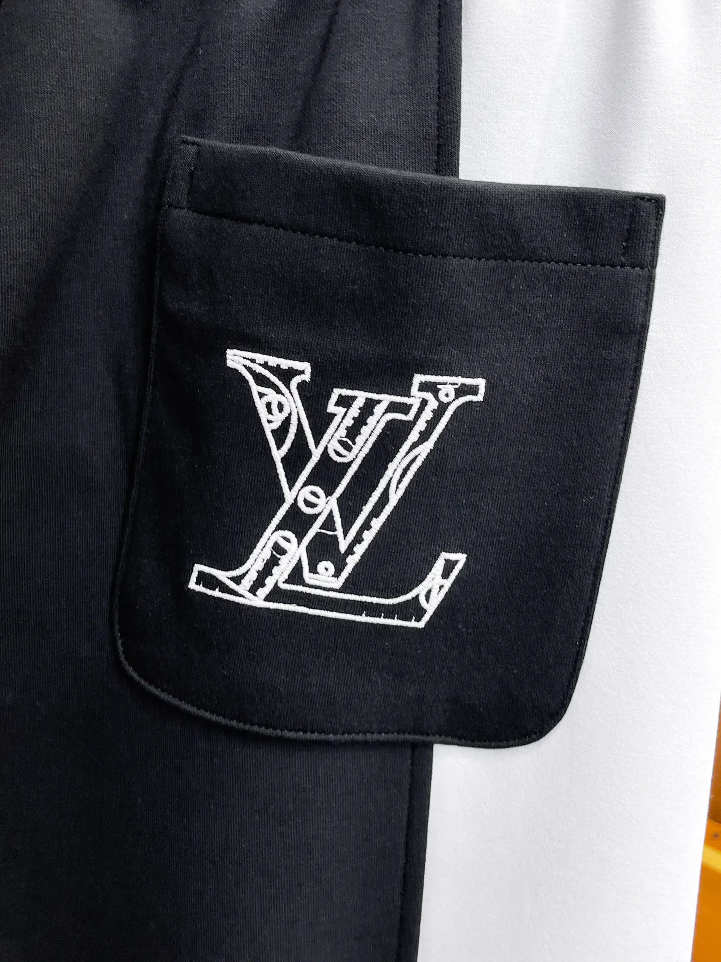Contrast-Stripe Drawstring Sweatpants D29014519 — view 9