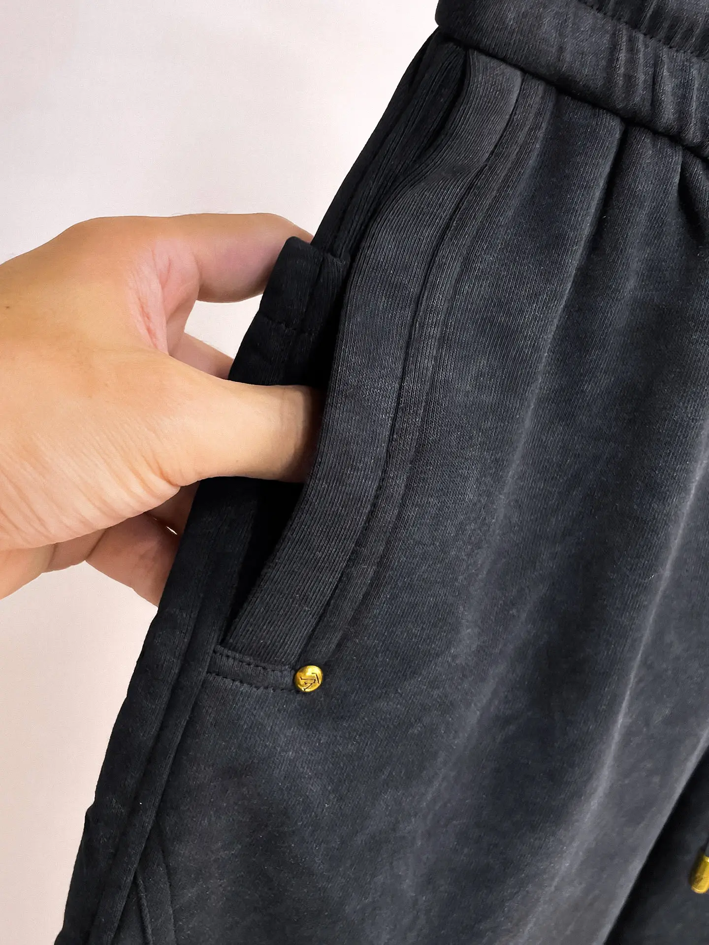 Logo-Embossed Drawstring Sweatpants D29014650 — view 5