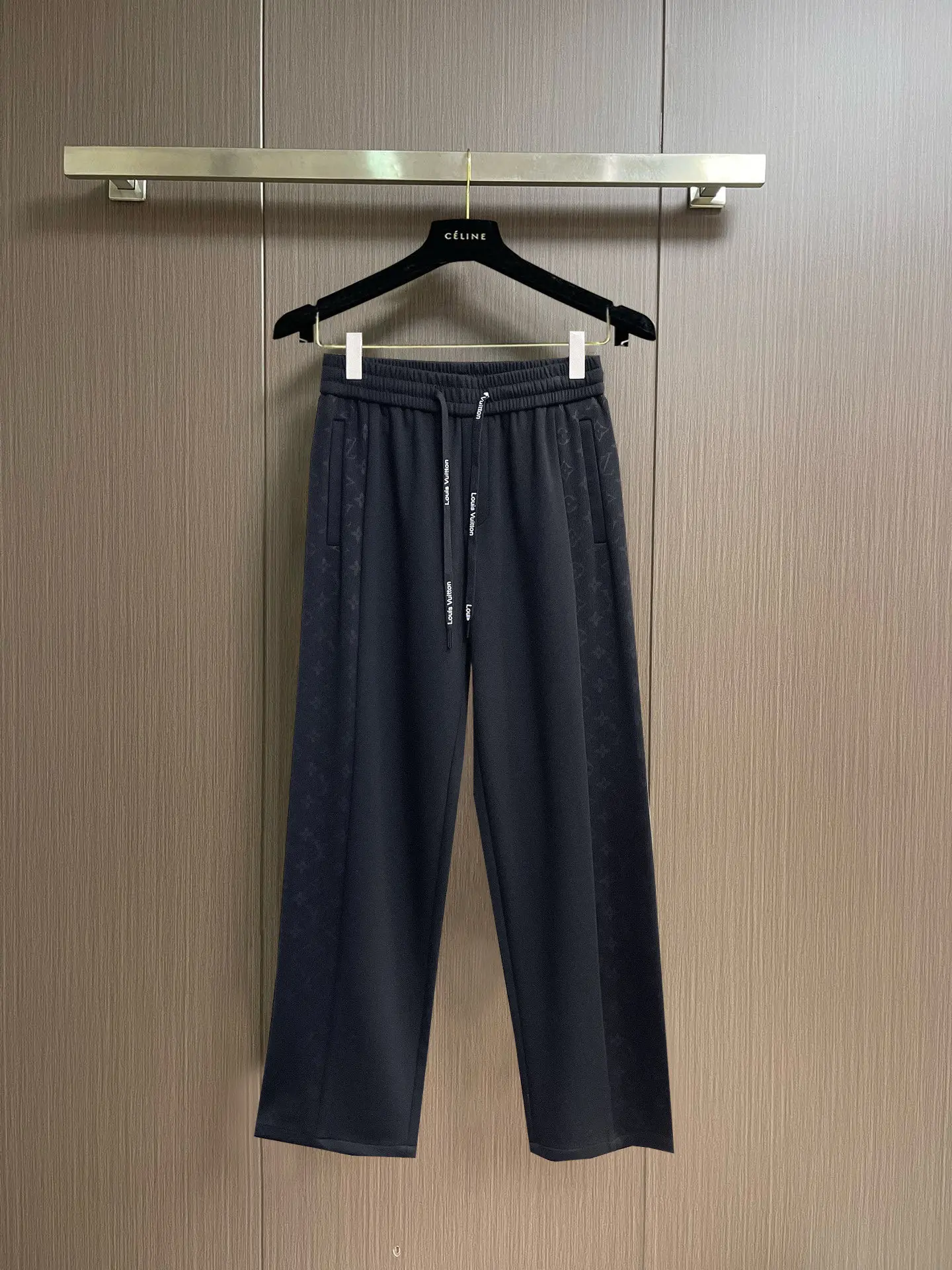 Monogram Trim Drawstring Sweatpants D29014592
