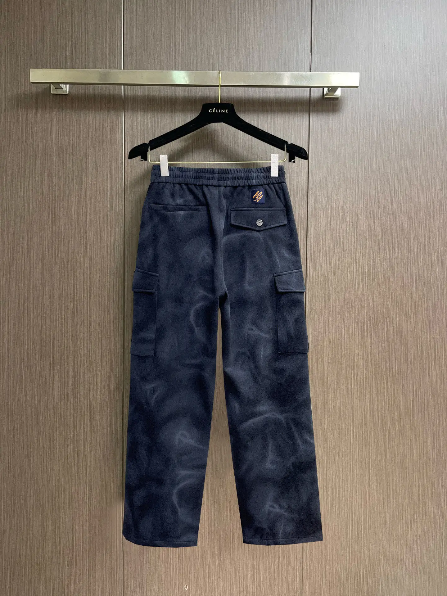 Monogram Embossed Cargo Sweatpants D29014580 — view 2