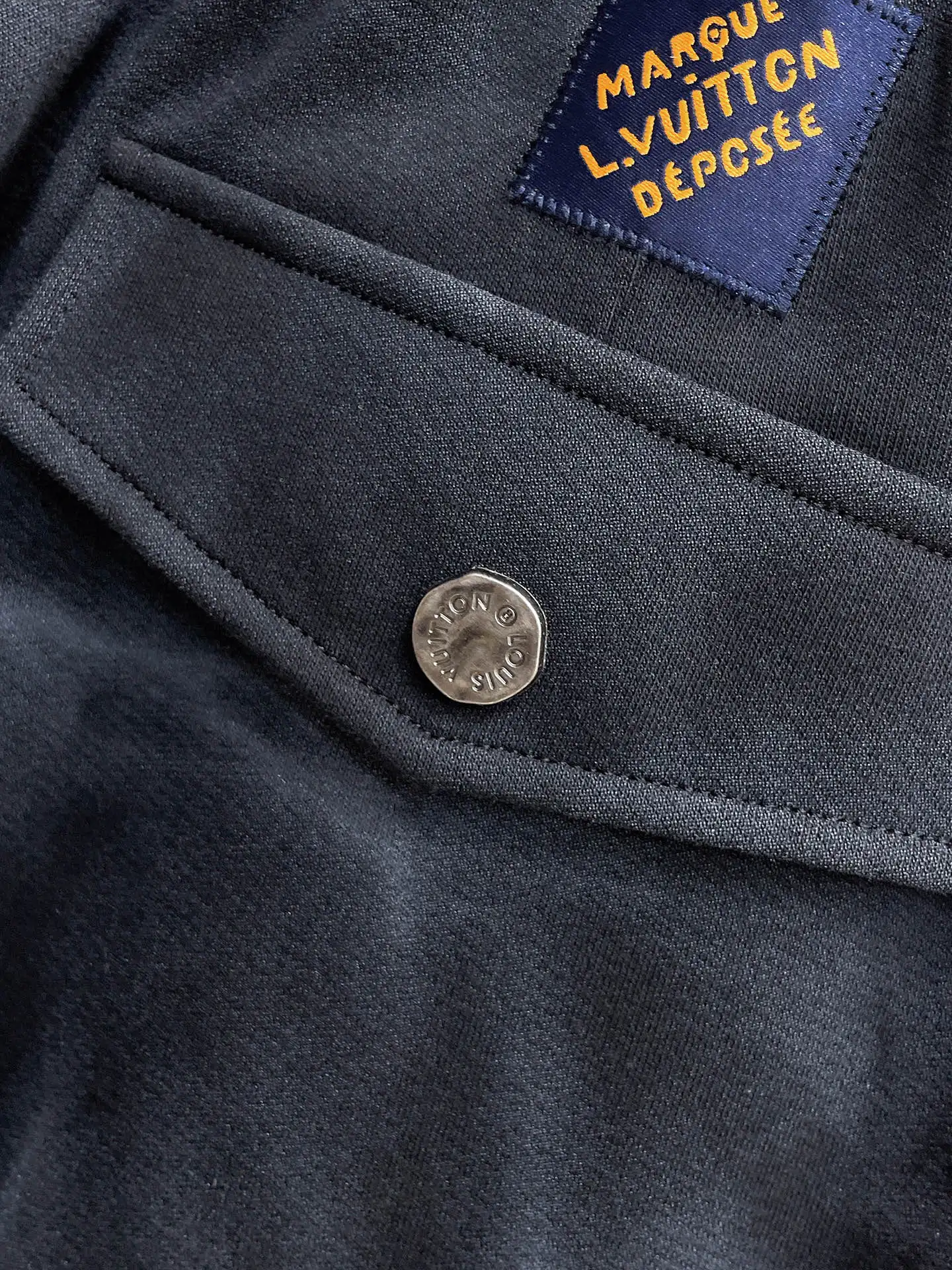 Monogram Embossed Cargo Sweatpants D29014580 — view 9
