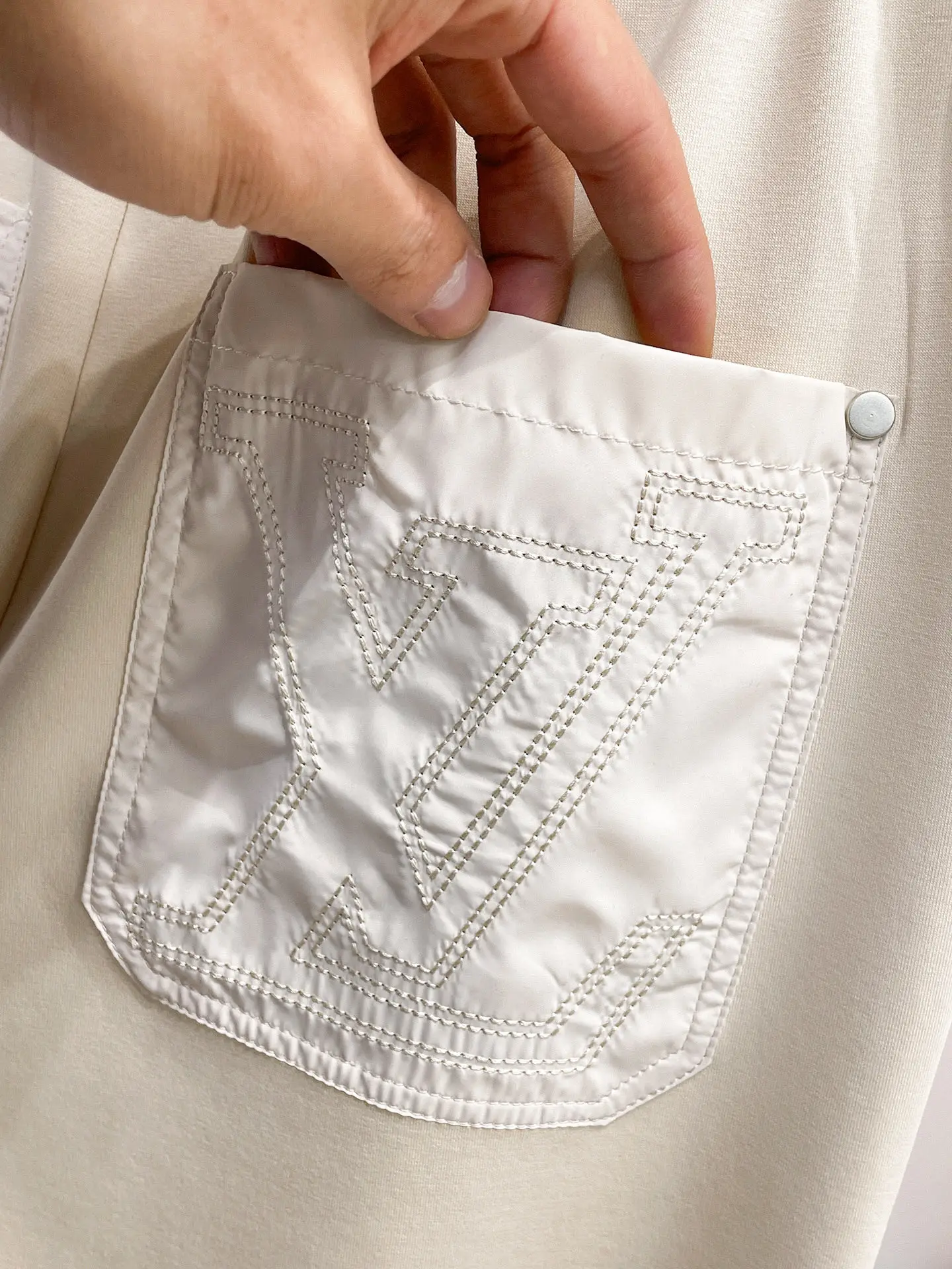 Logo-Embroidered Drawstring Sweatpants D29014615 — view 10