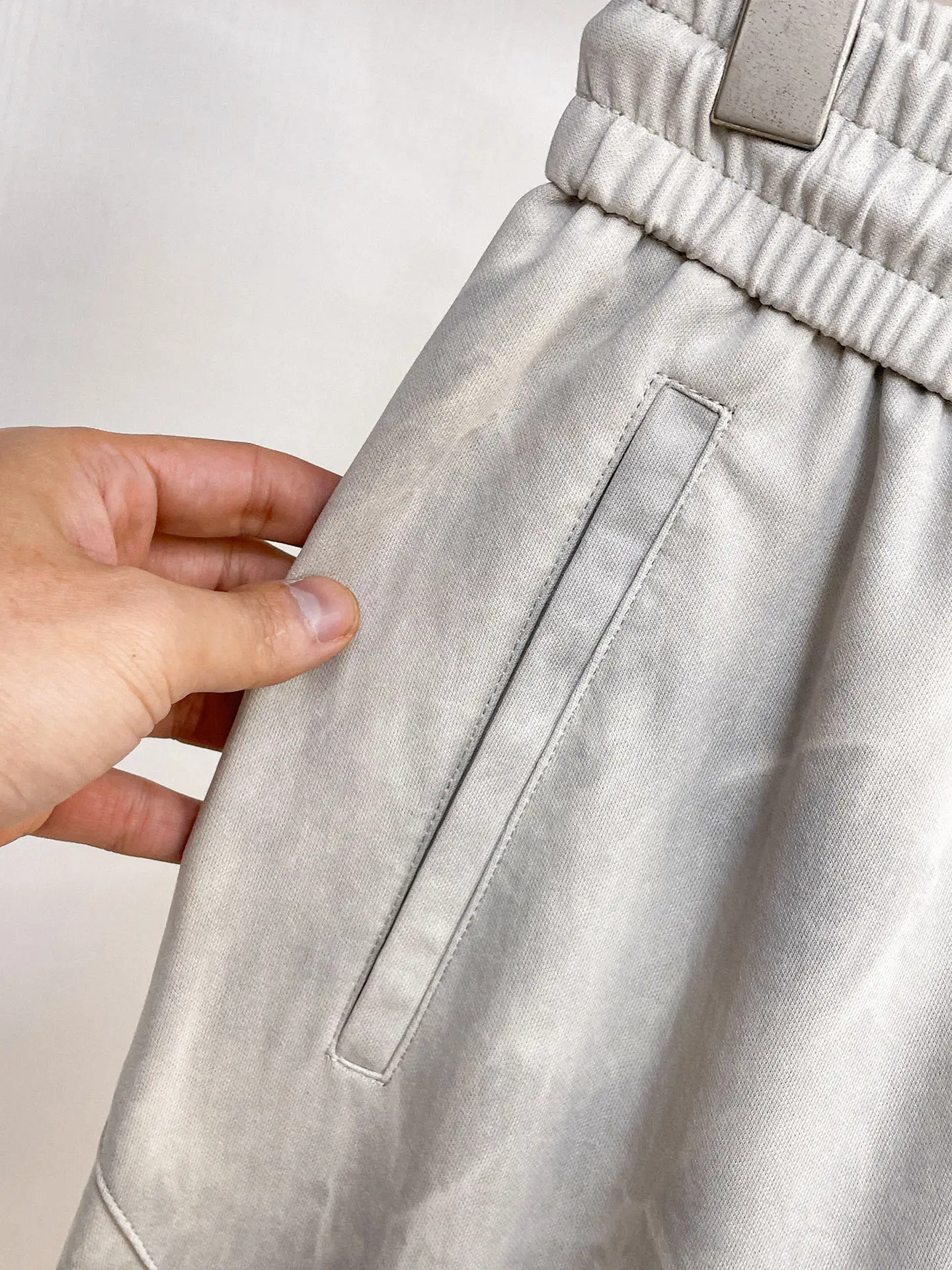 Logo-Embroidered Tapered Sweatpants D29014619 — view 5