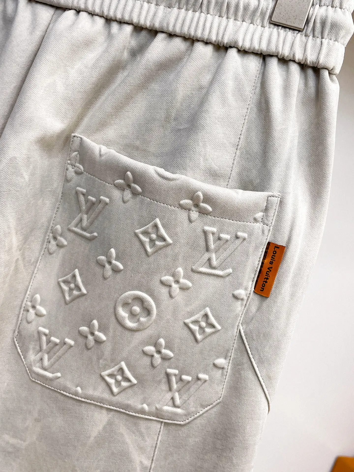Logo-Embroidered Tapered Sweatpants D29014619 — view 8