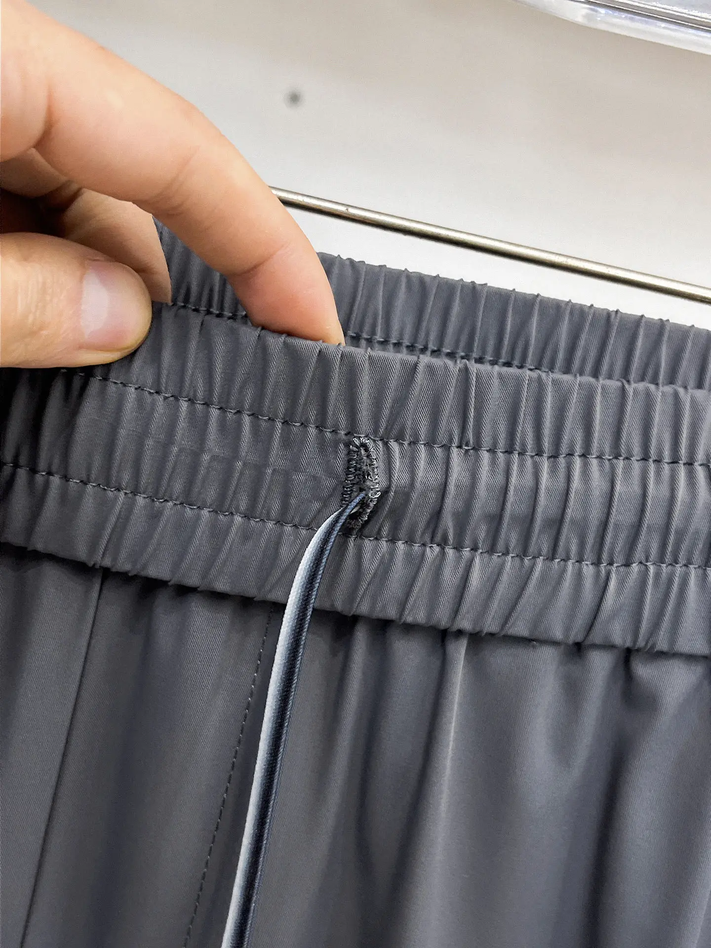 Four-Bar Stripe Drawstring Trousers D29014587 — view 7