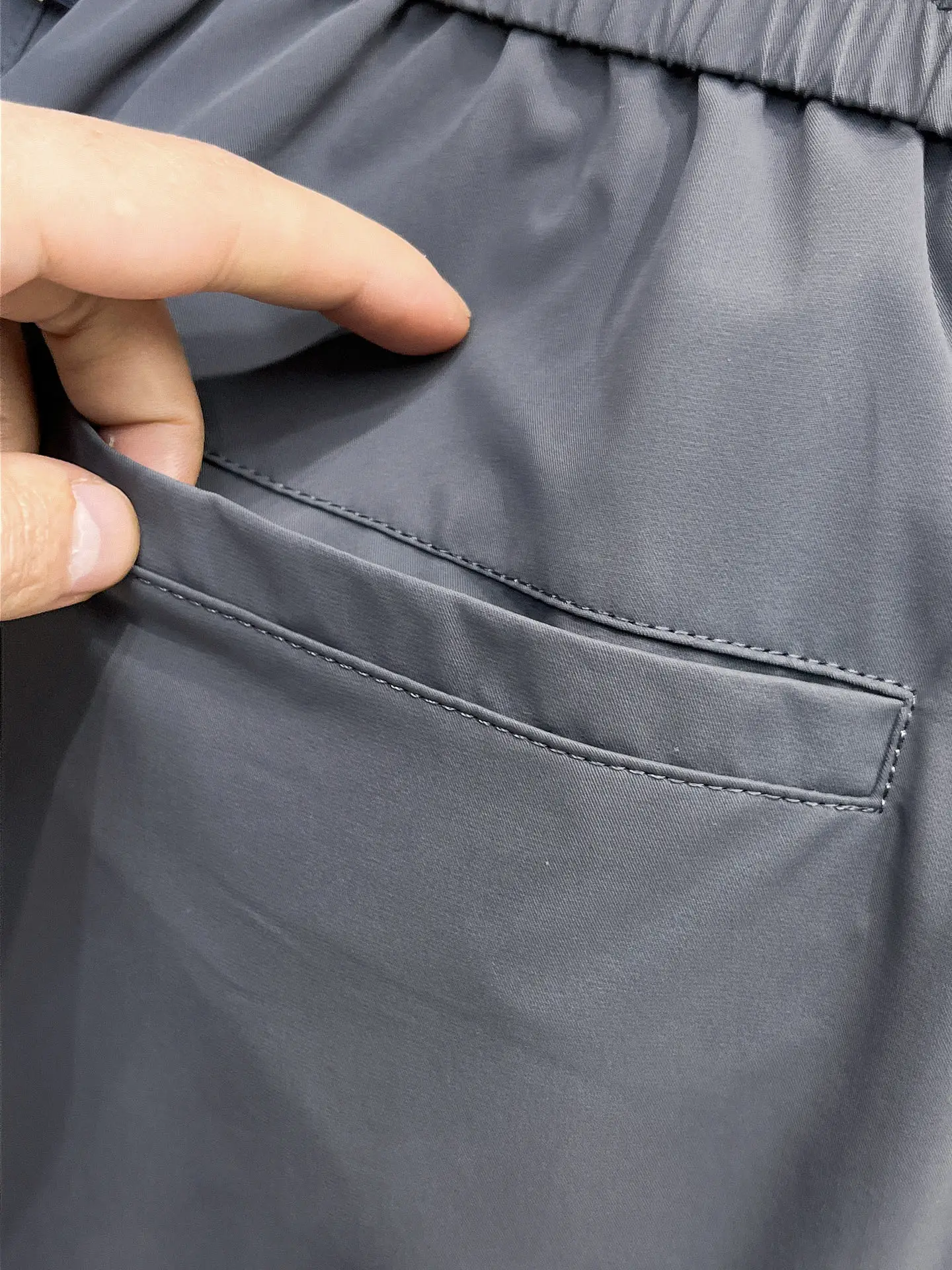 Four-Bar Stripe Drawstring Trousers D29014587 — view 11