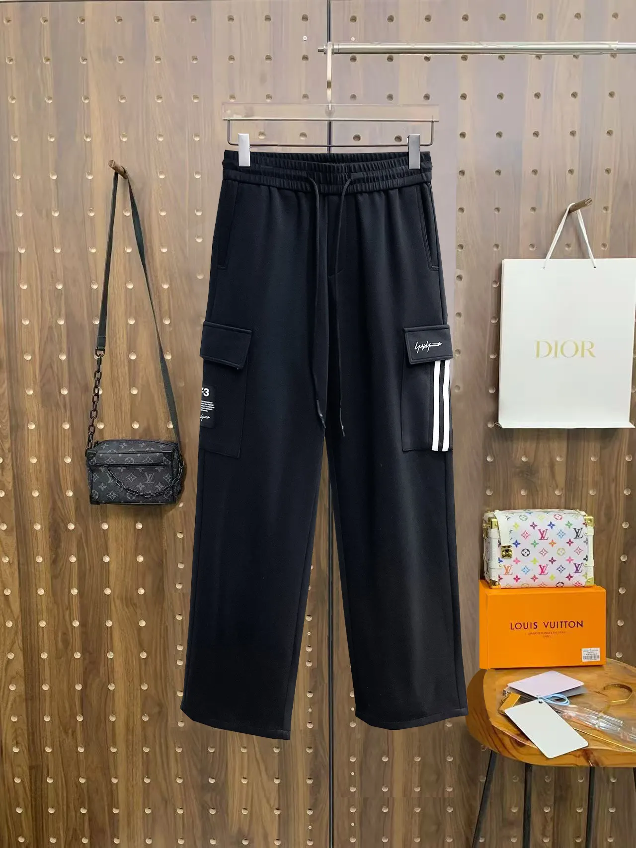 Y-3 Logo Cargo Sweatpants D29014502