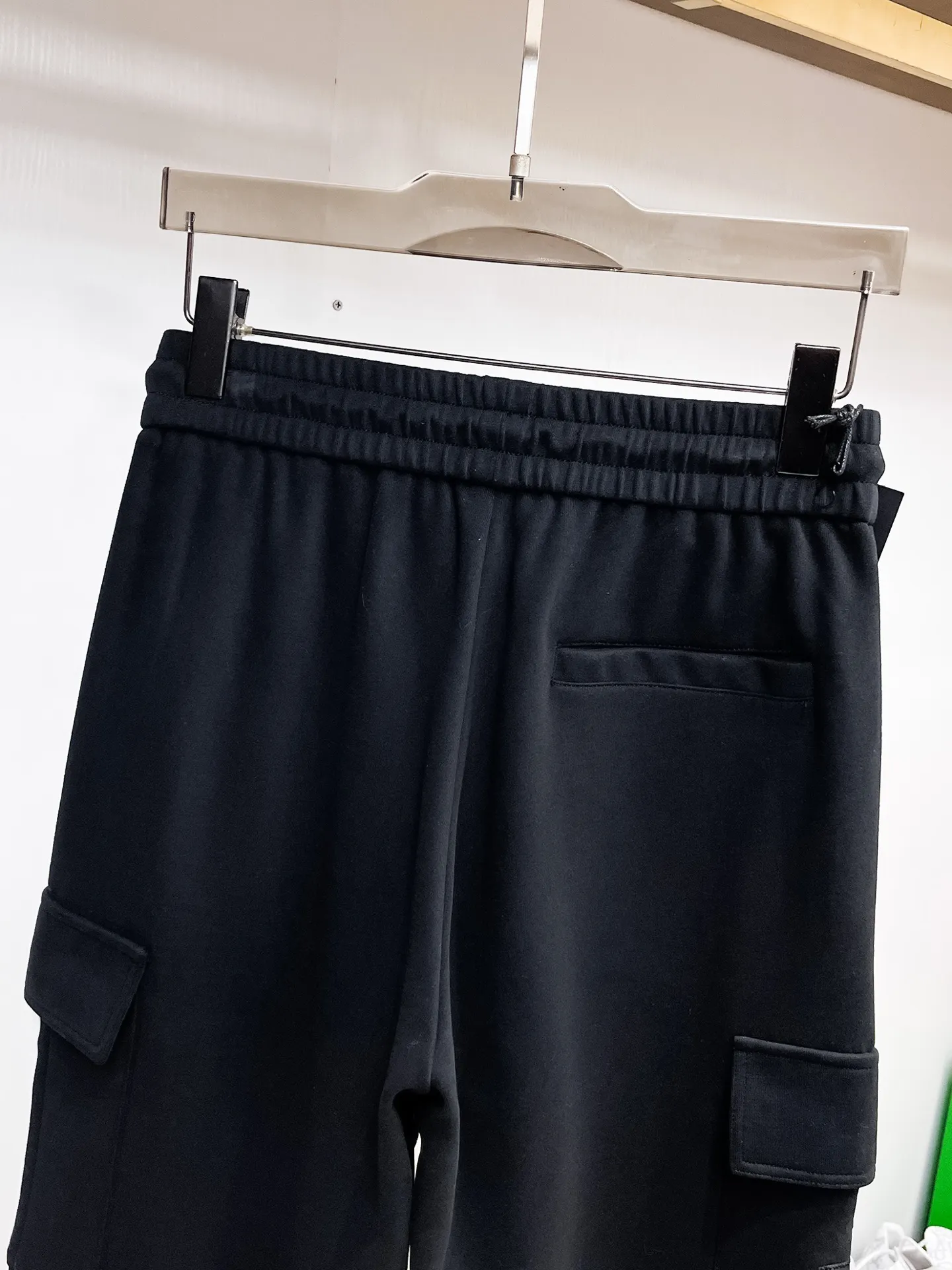 Y-3 Logo Cargo Sweatpants D29014502 — view 8