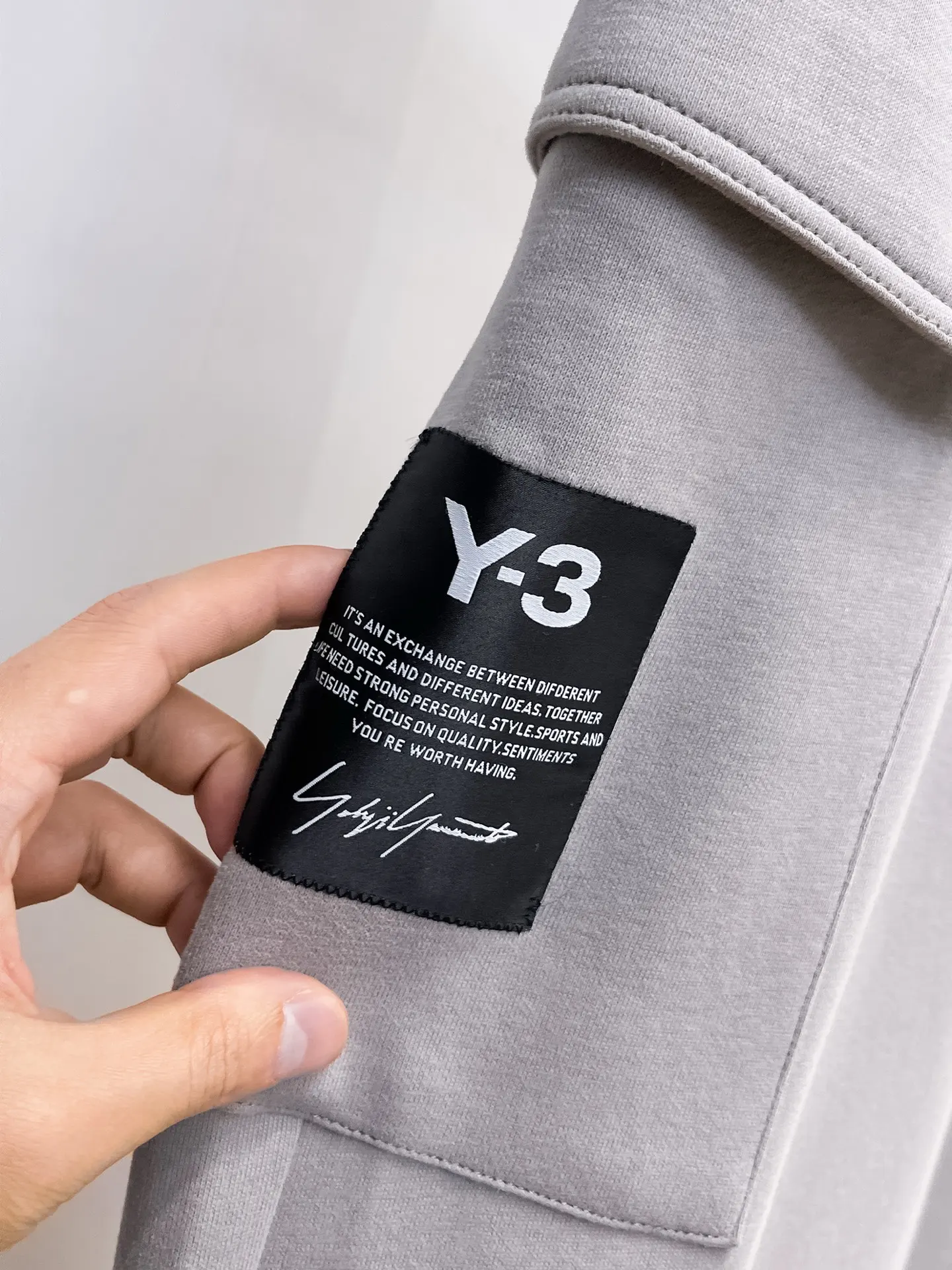 Y-3 Logo Cargo Sweatpants D29014501 — view 7