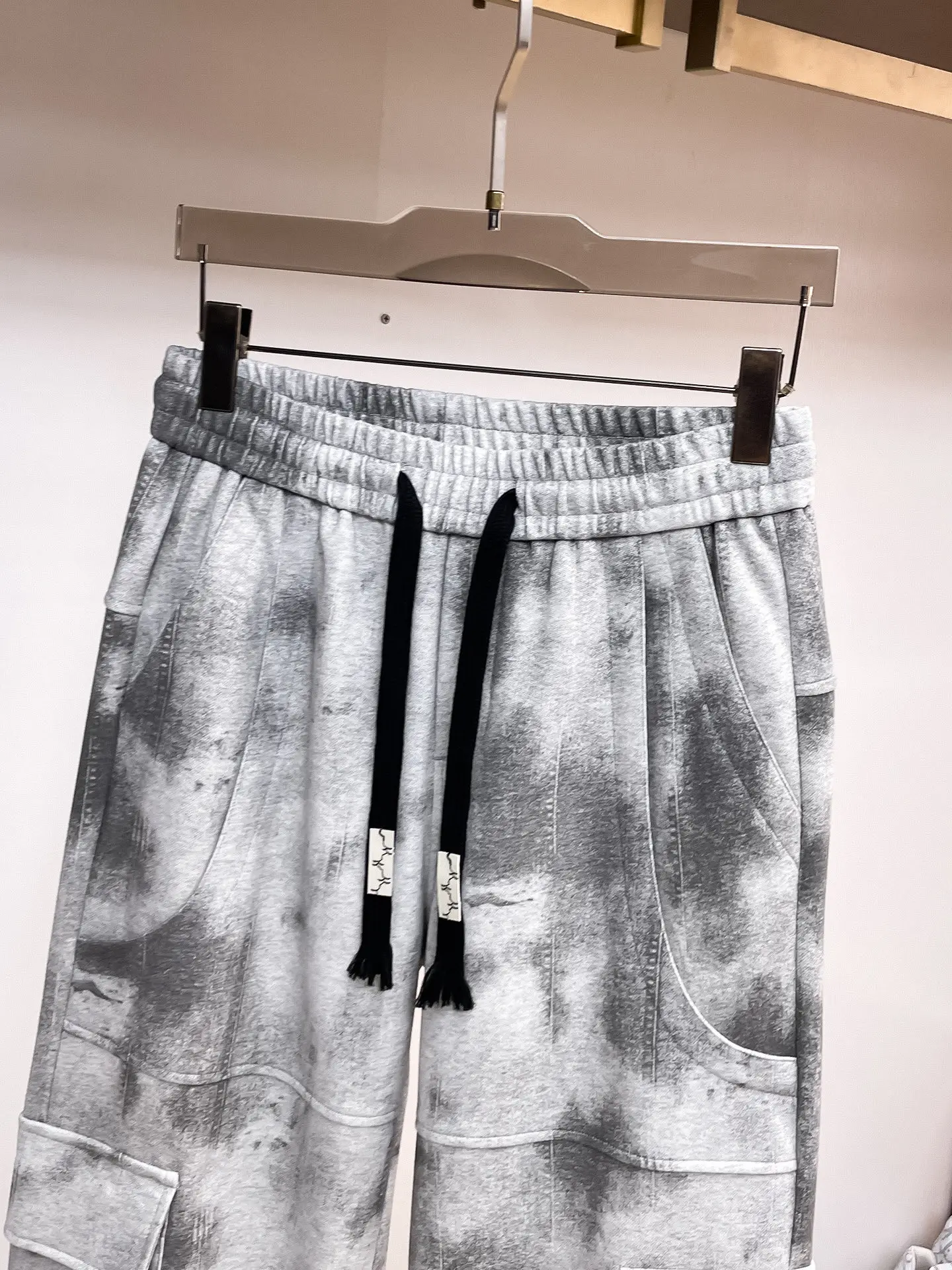 Y-3 Acid-Wash Cargo Sweatpants D29014651 — view 3