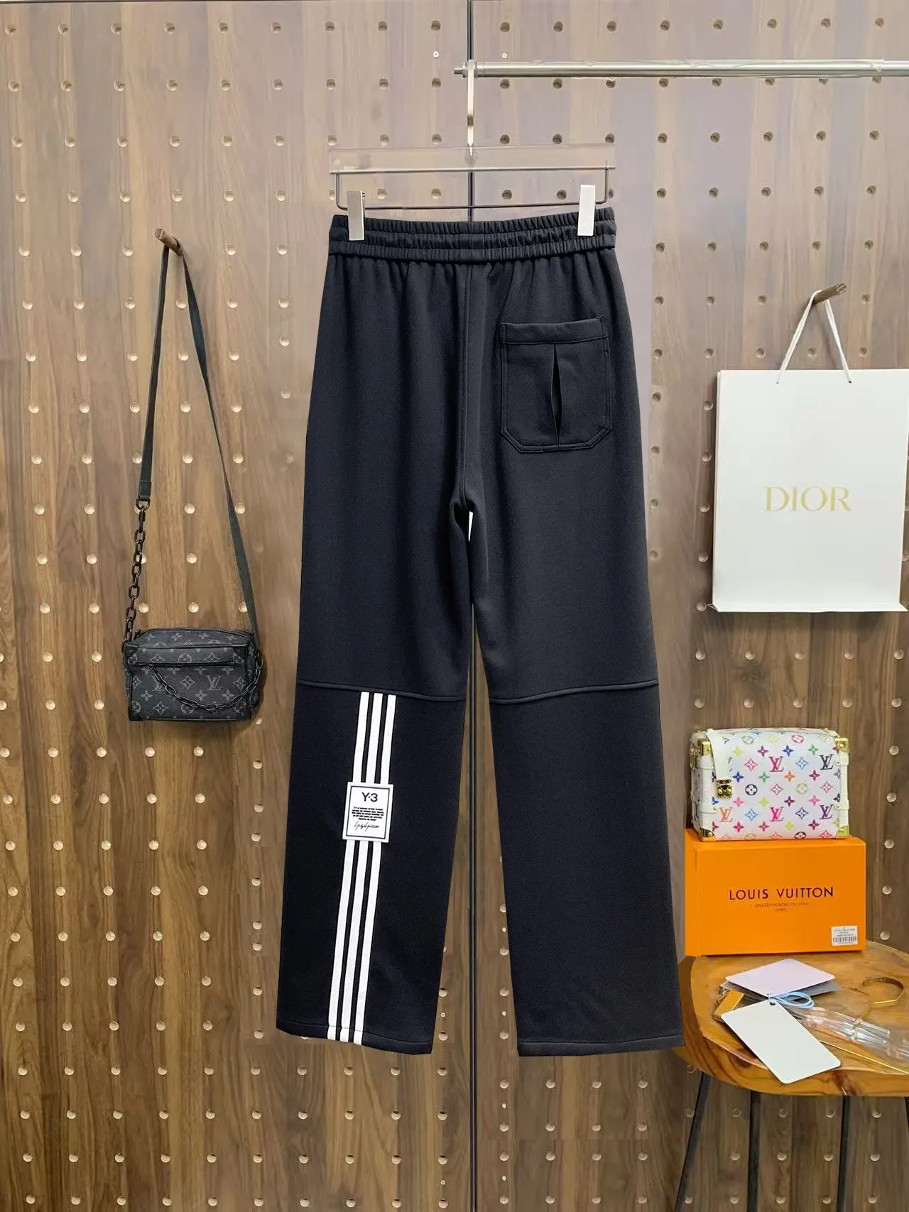 Y-3 Logo-Print Drawstring Sweatpants D29014520 — view 2