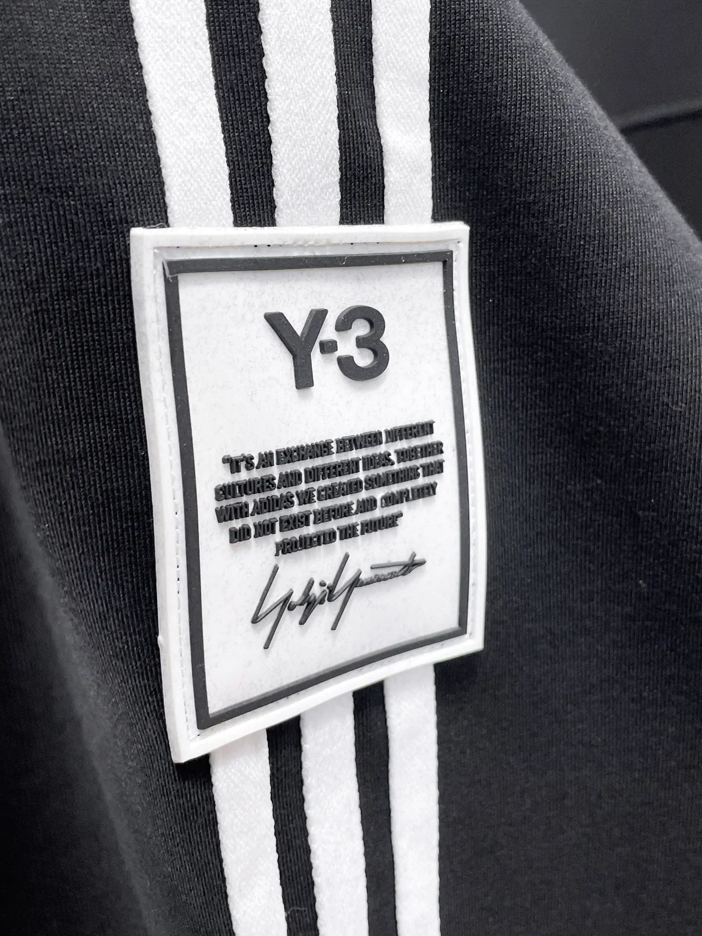 Y-3 Logo-Print Drawstring Sweatpants D29014520 — view 10