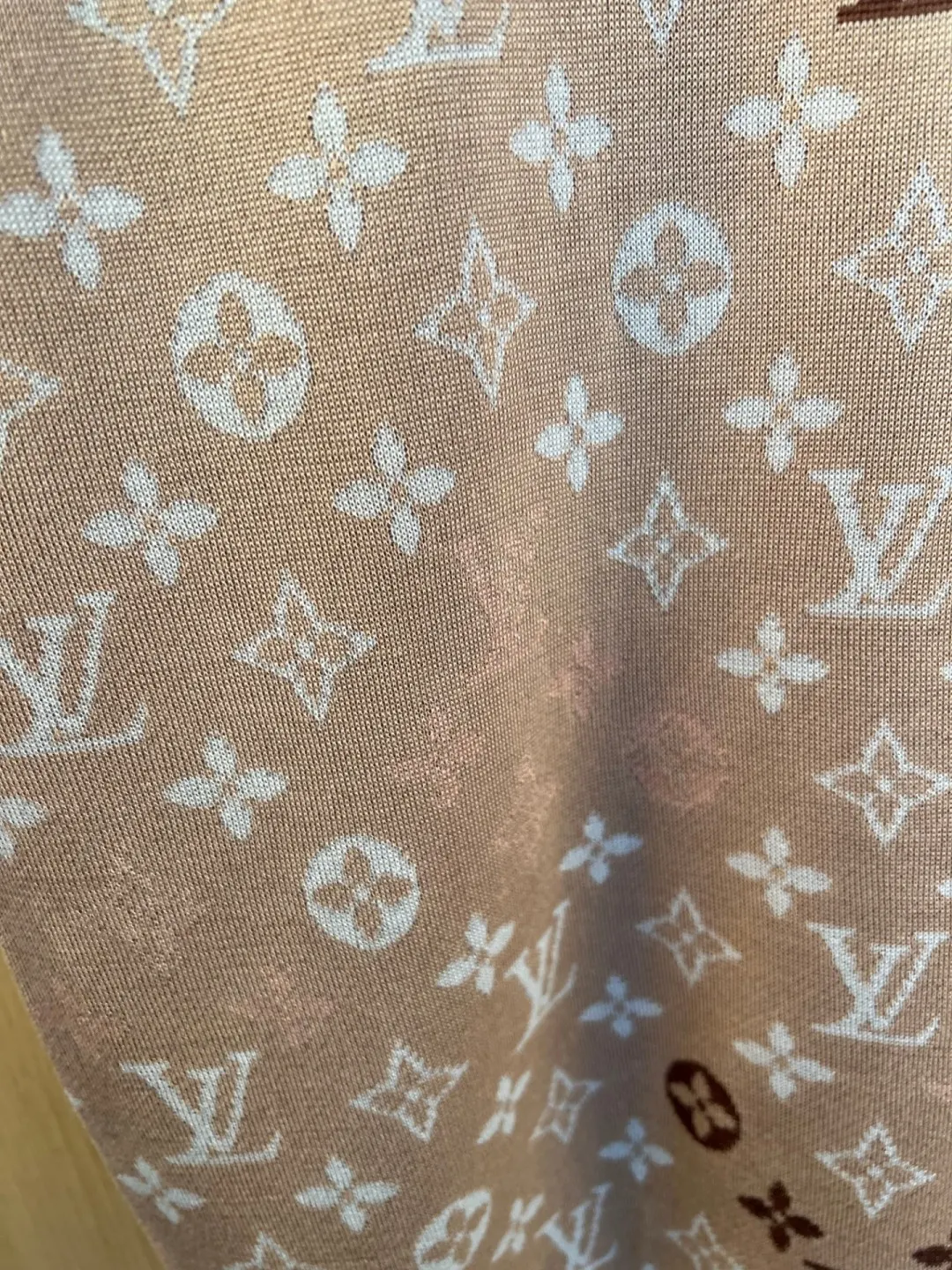 Monogram Jacquard Knit Short-Sleeve Sweater D29519258 — view 4