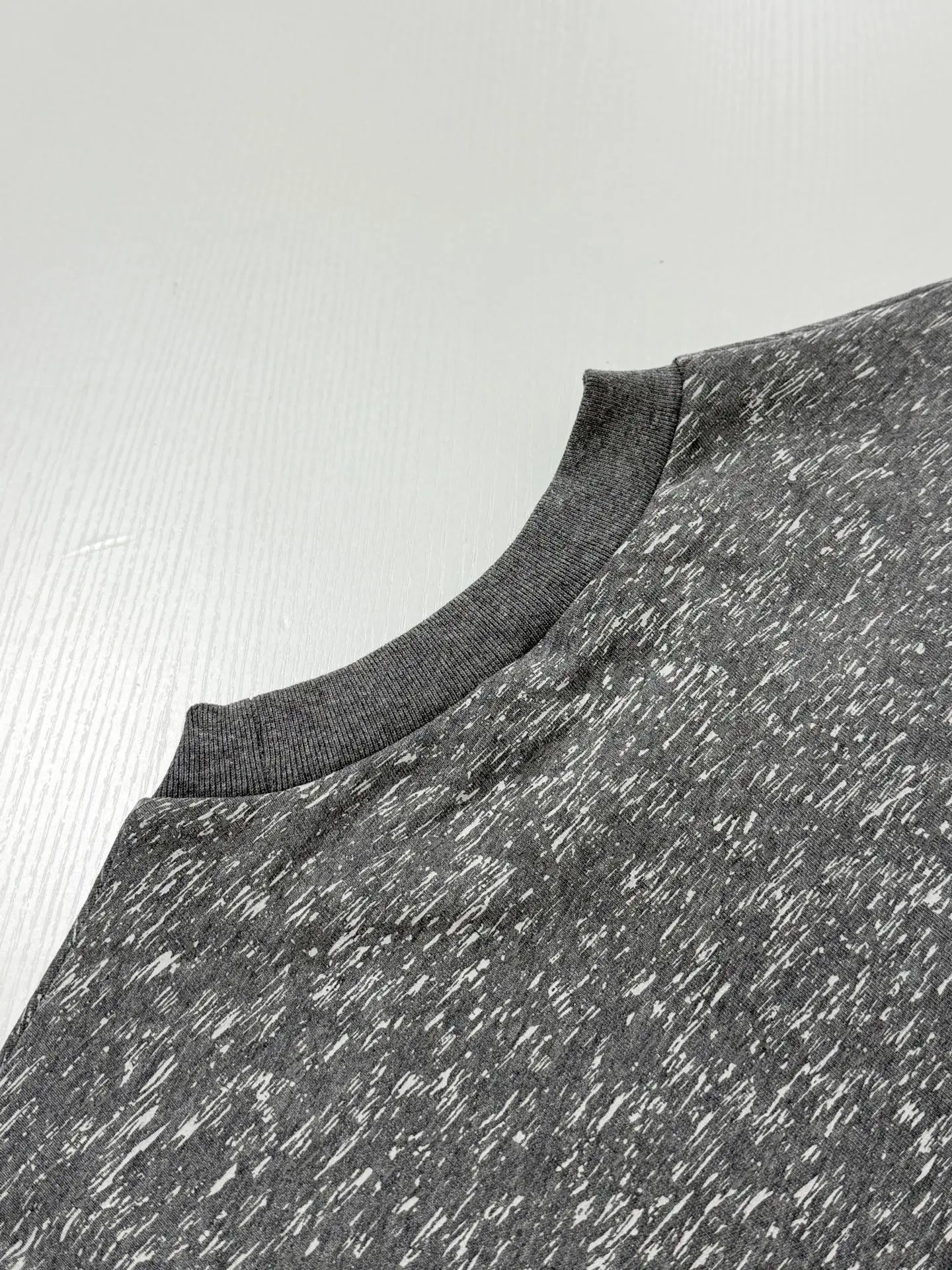 Reflective Monogram Marl Crew-Neck Sweatshirt D29520718 — view 10