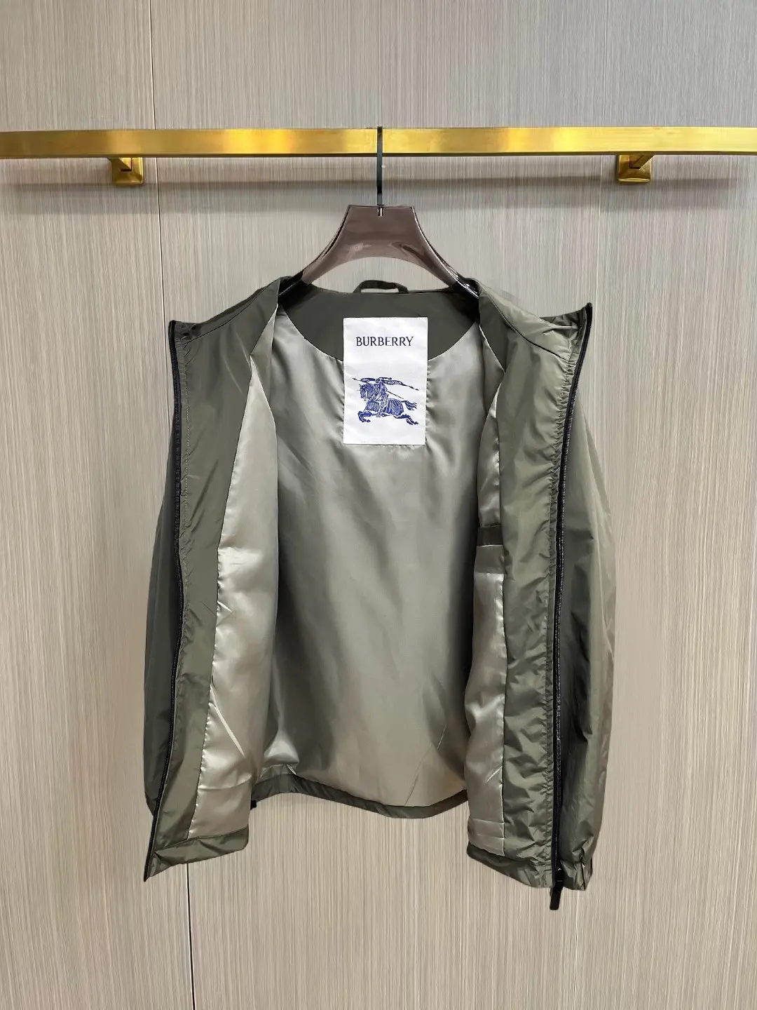 Logo-Appliqué Hooded Shell Jacket D30014357 — view 3