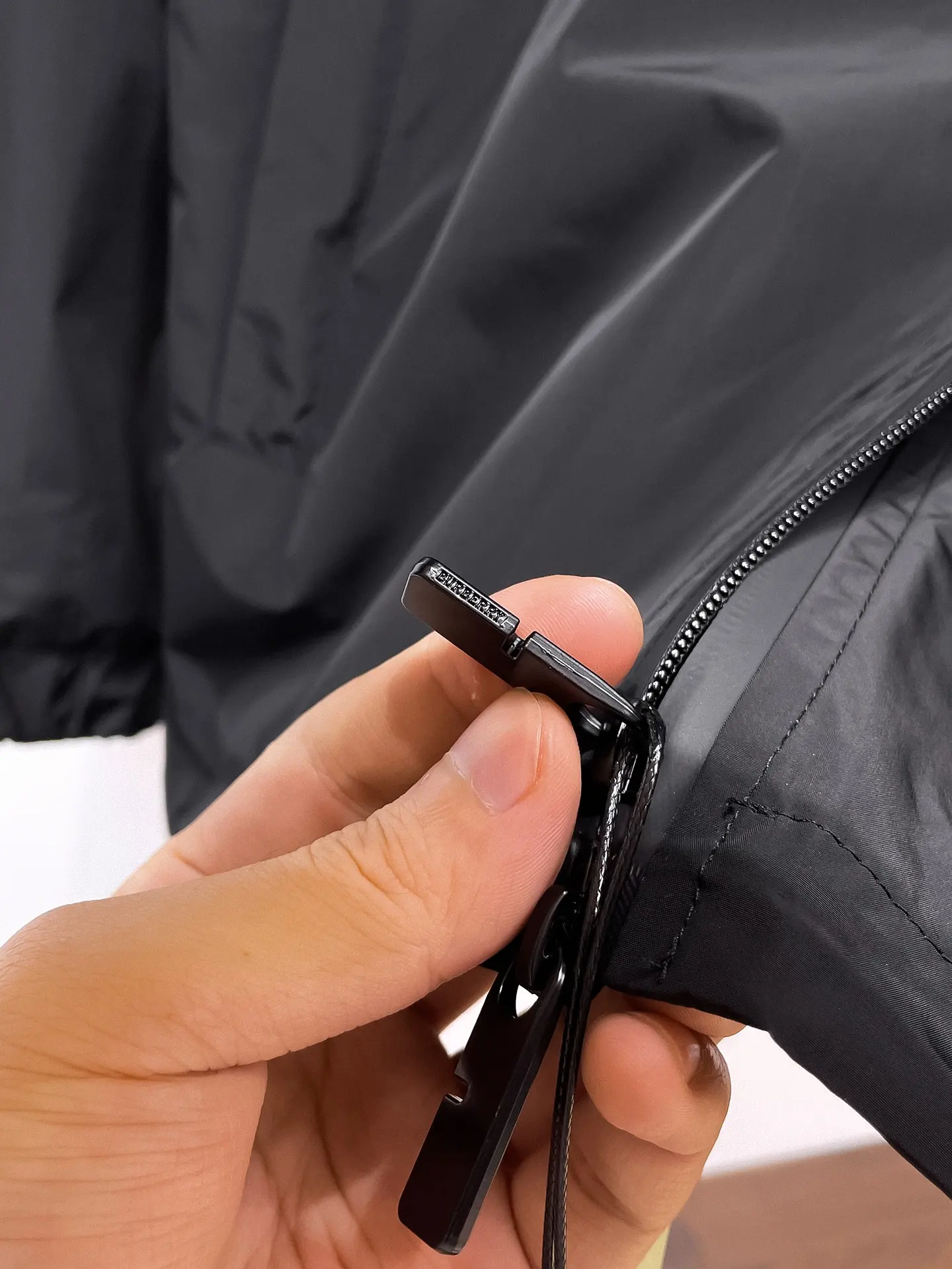 Logo-Appliqué Hooded Shell Jacket D30014358 — view 11