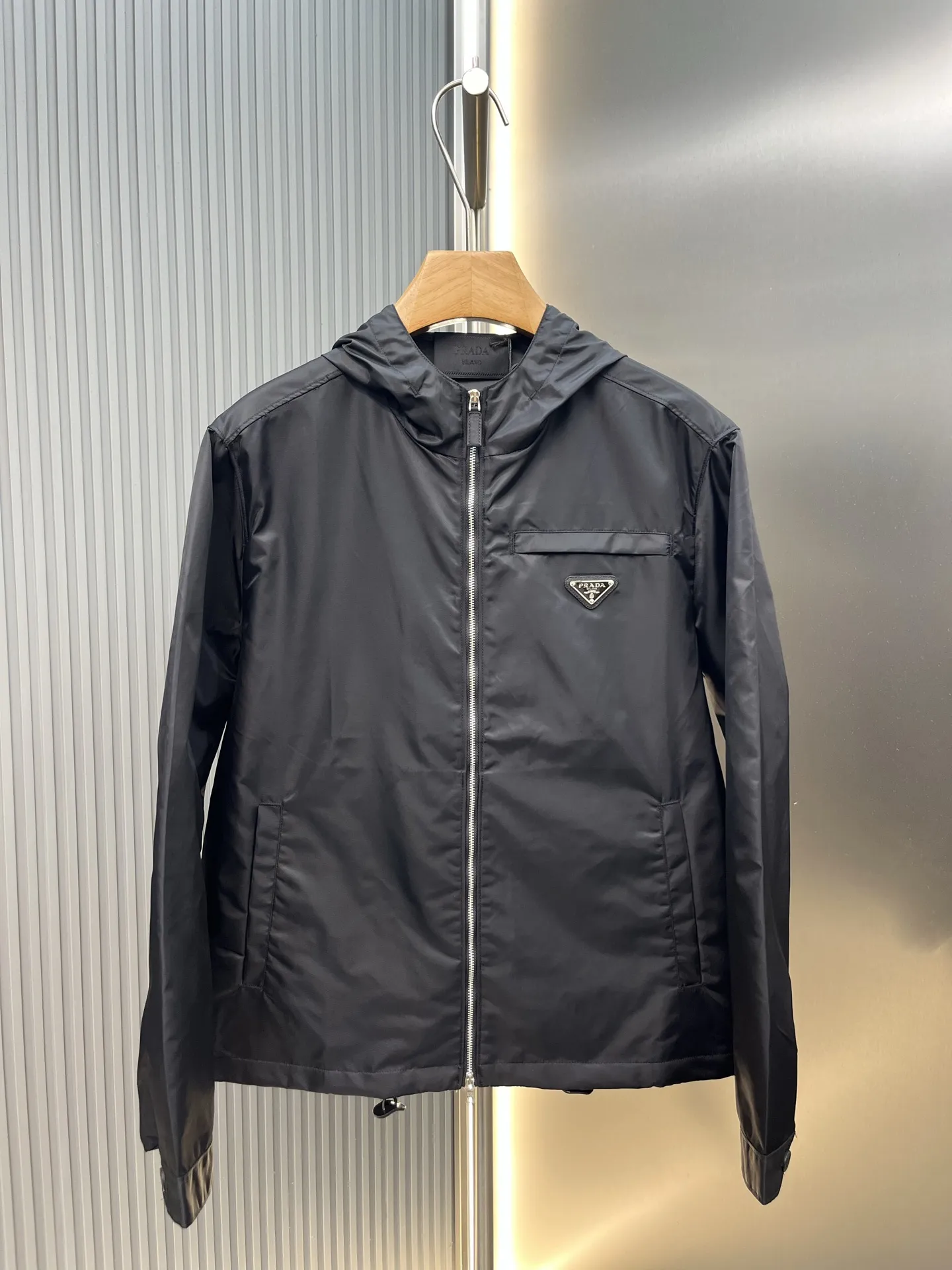 Logo-Appliquéd Hooded Shell Jacket D30019130