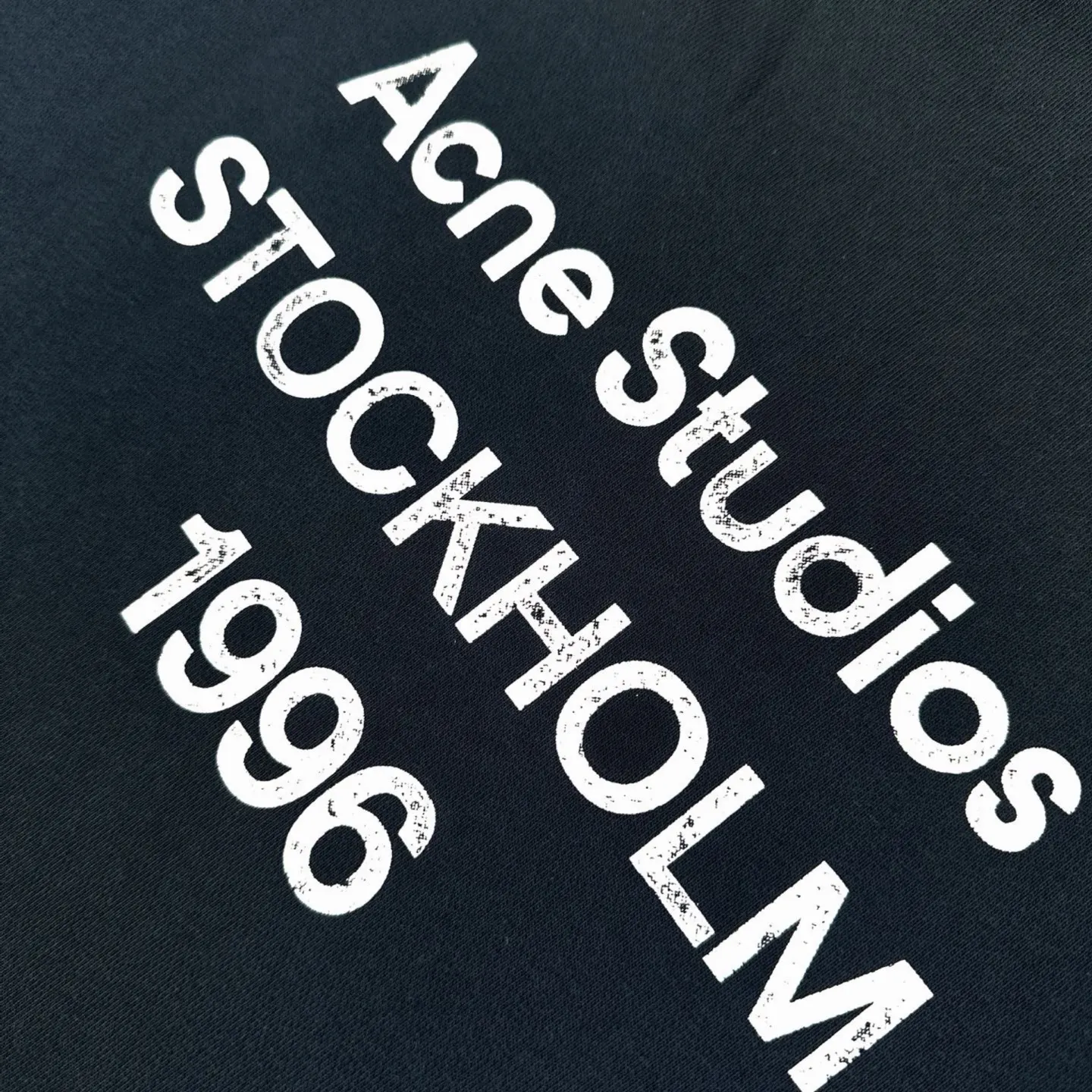 1996 Distressed Logo-Print Cotton-Blend Hoodie D30021000 — view 5