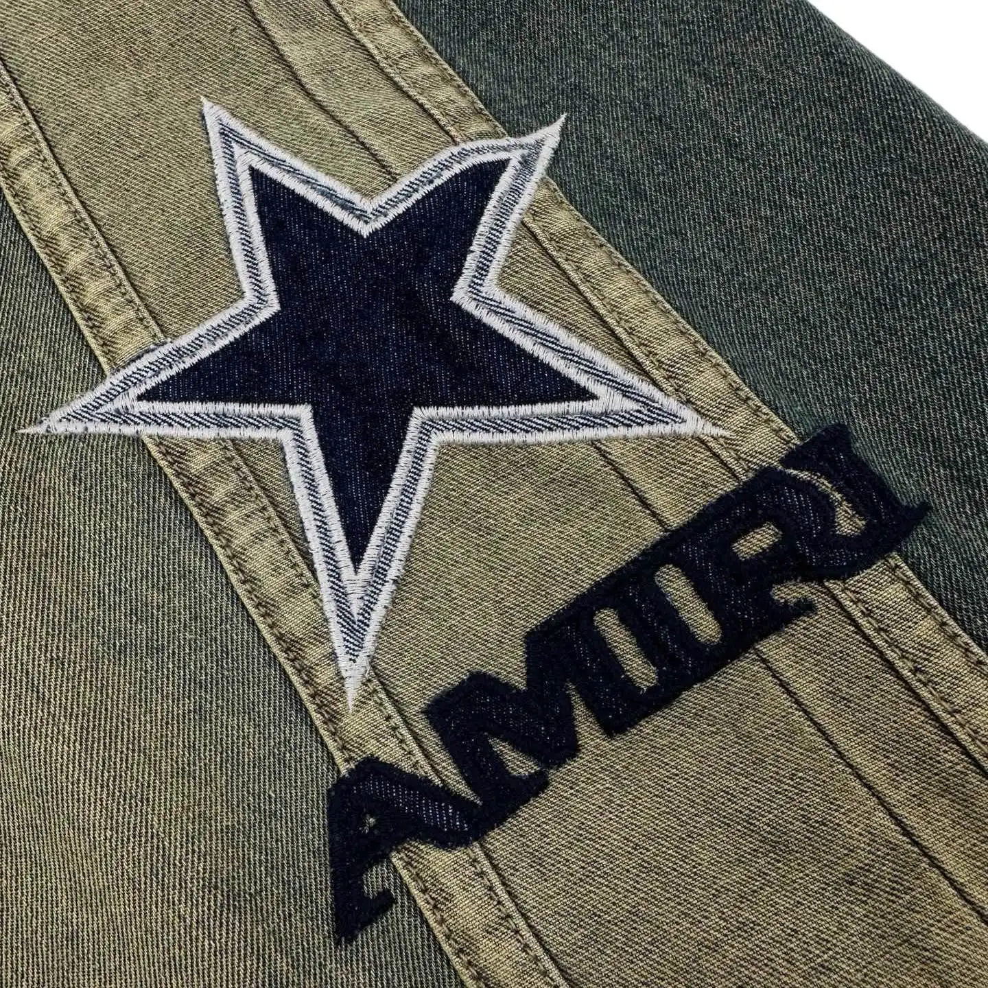 Star Logo Embroidered Wide-Leg Jeans D30021030 — view 7