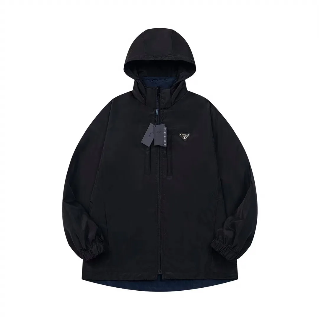Logo-Plaque Re-Nylon Hooded Jacket D30013034