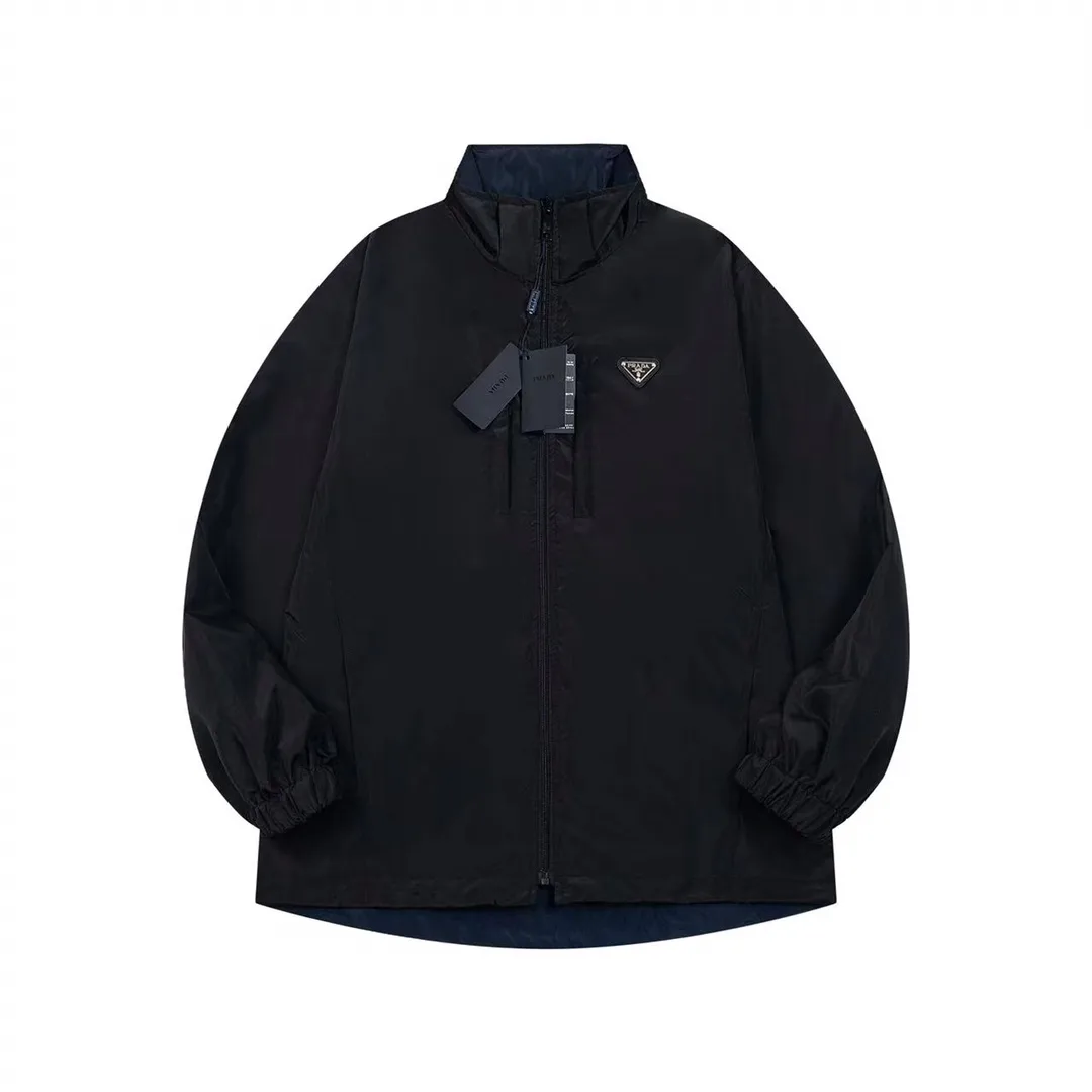 Logo-Plaque Re-Nylon Hooded Jacket D30013034 — view 3