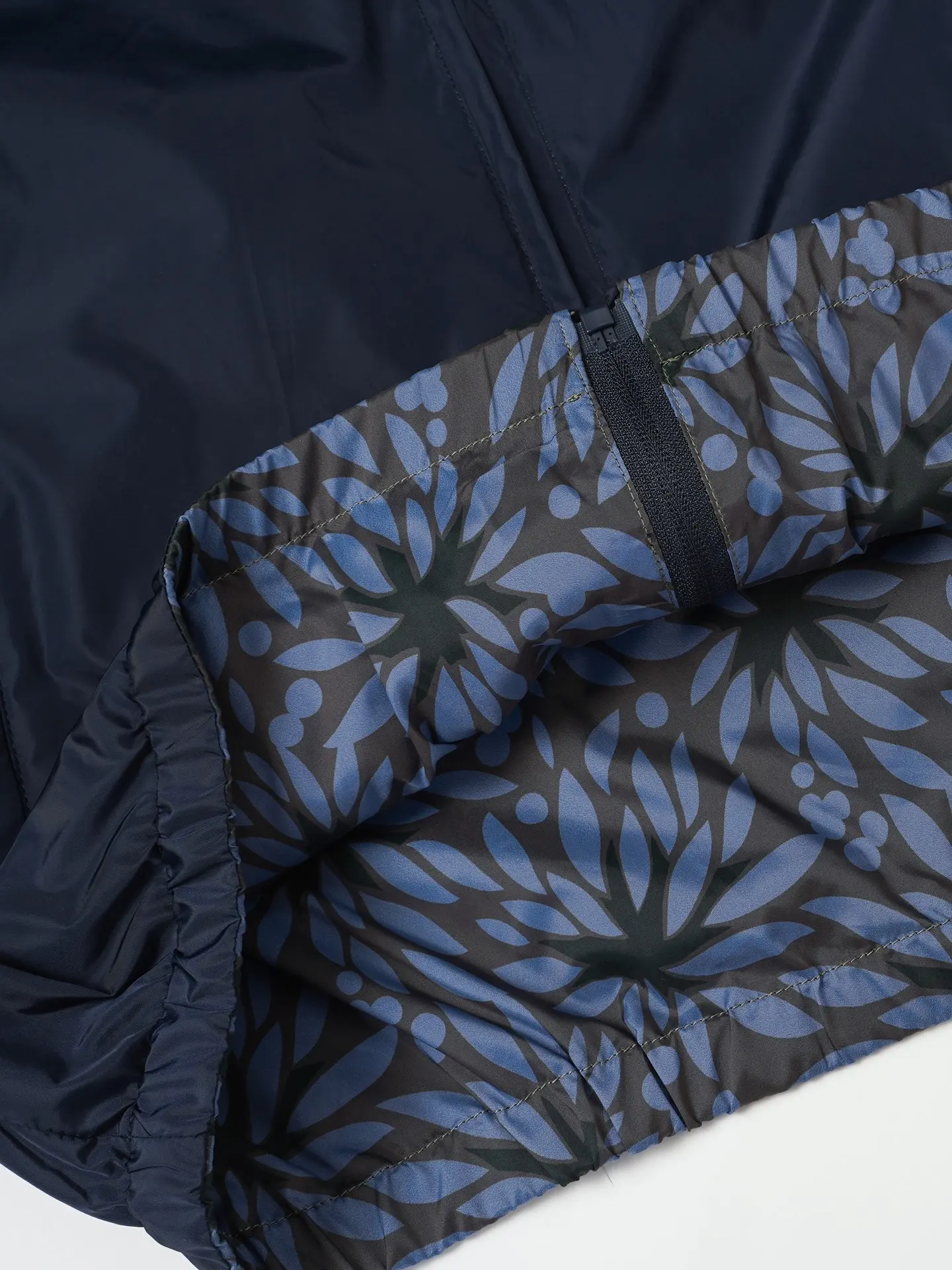 Reversible Floral-Print Re-Nylon Jacket D30023615 — view 9