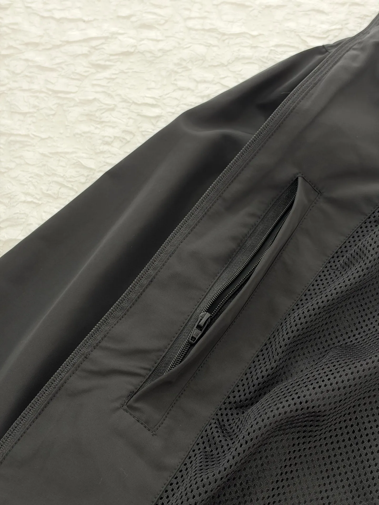 Graffiti Collage Nylon Track Jacket D30519182 — view 9
