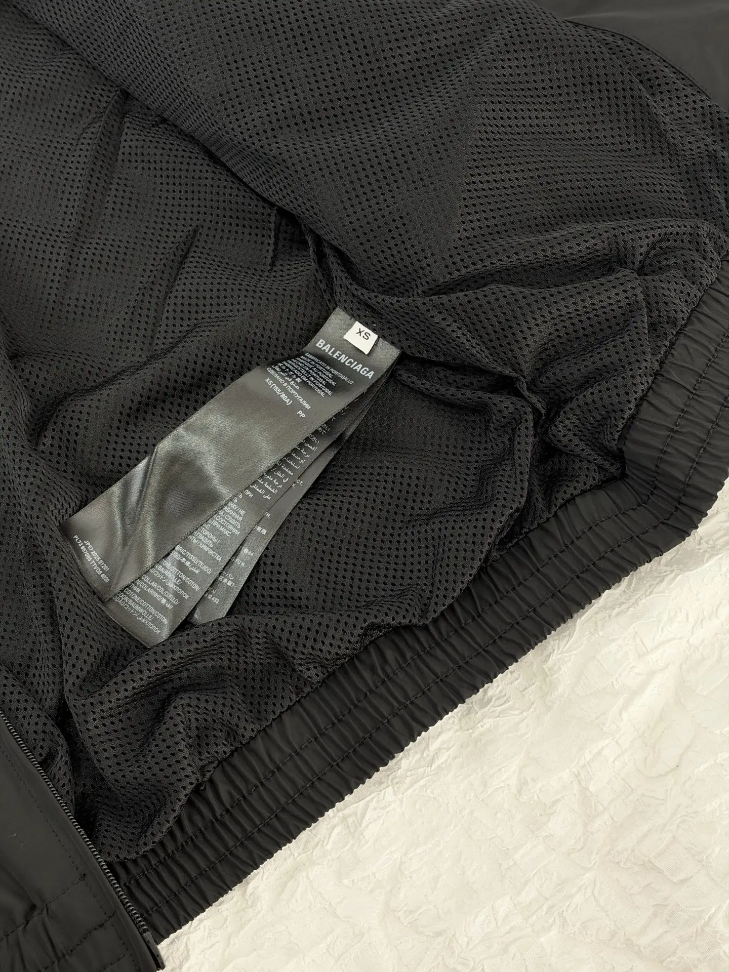 Graffiti Collage Nylon Track Jacket D30519182 — view 13