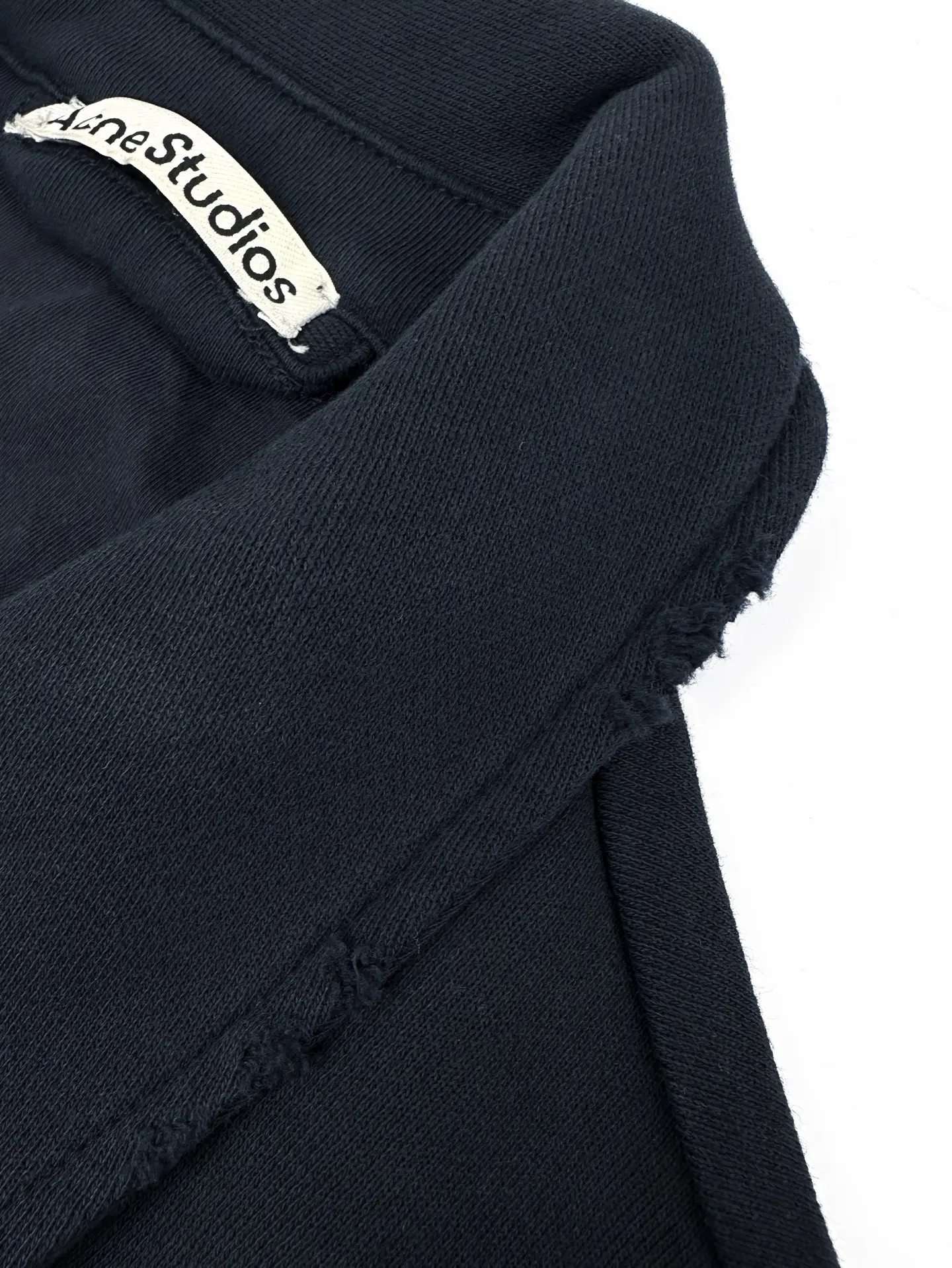 Logo-Print Distressed Fleece Zip-Up Jacket D30519214 — view 4