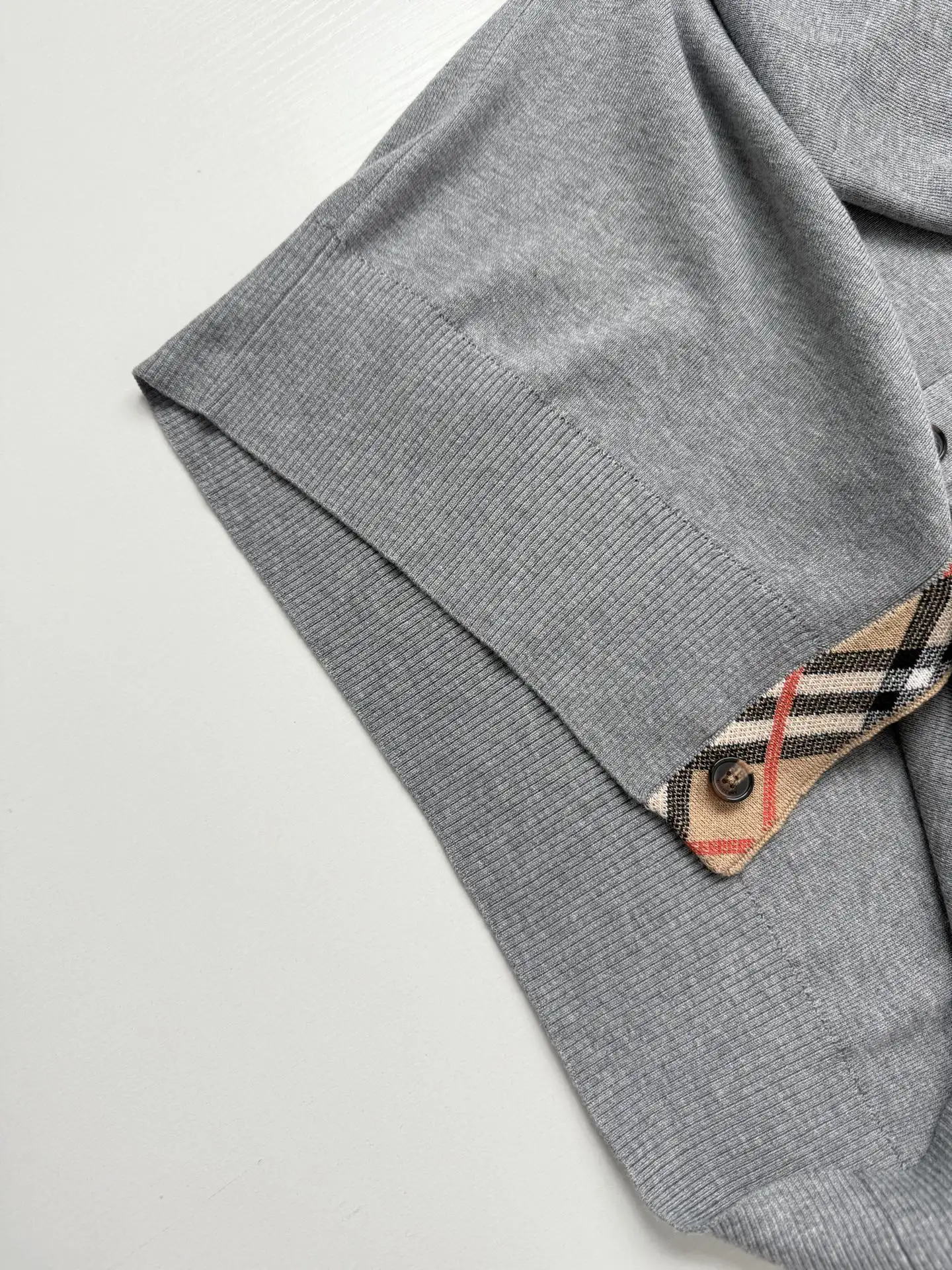 Check-Trim Knit Polo Cardigan D31020708 — view 6