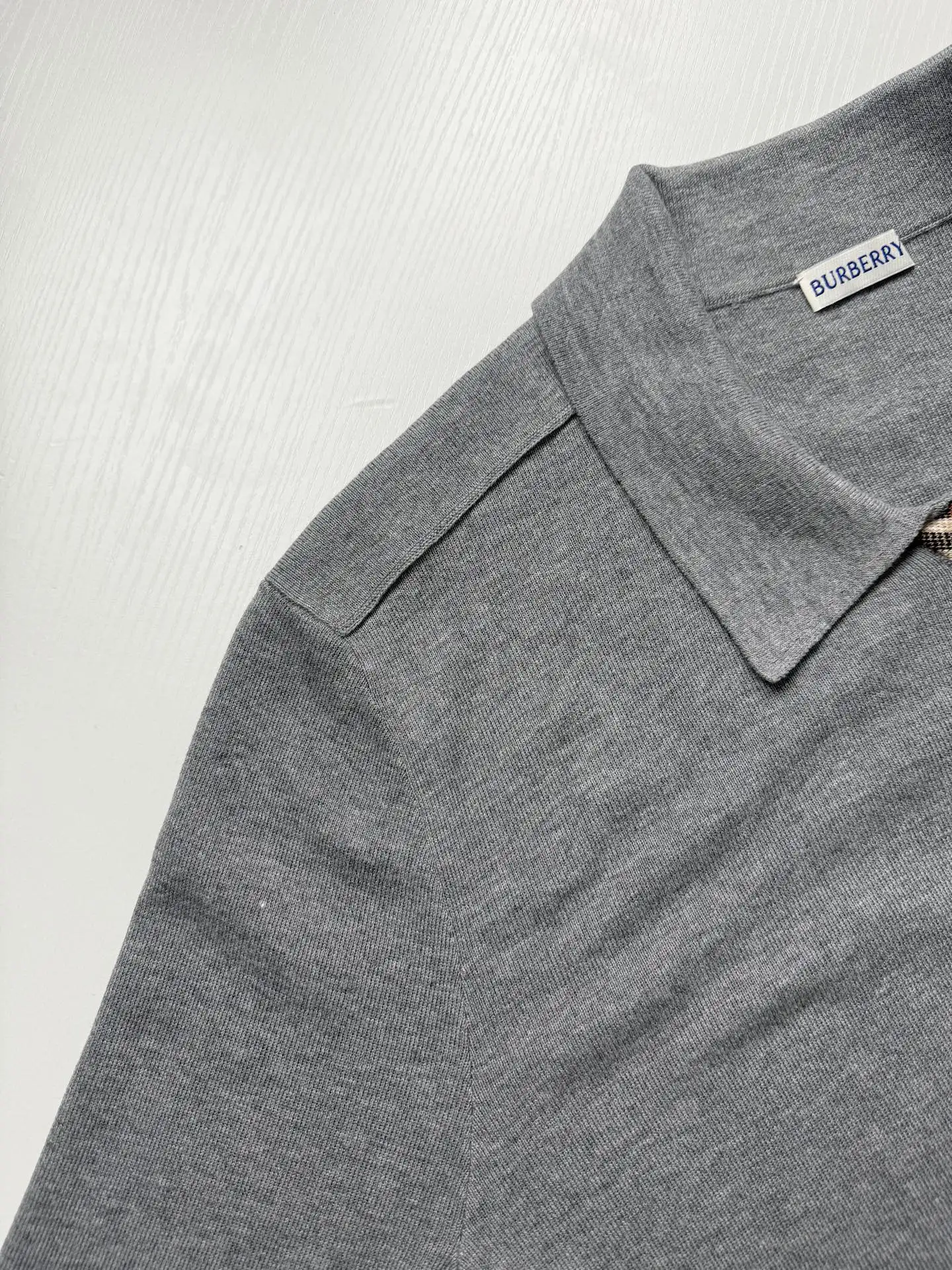 Check-Trim Knit Polo Cardigan D31020708 — view 8