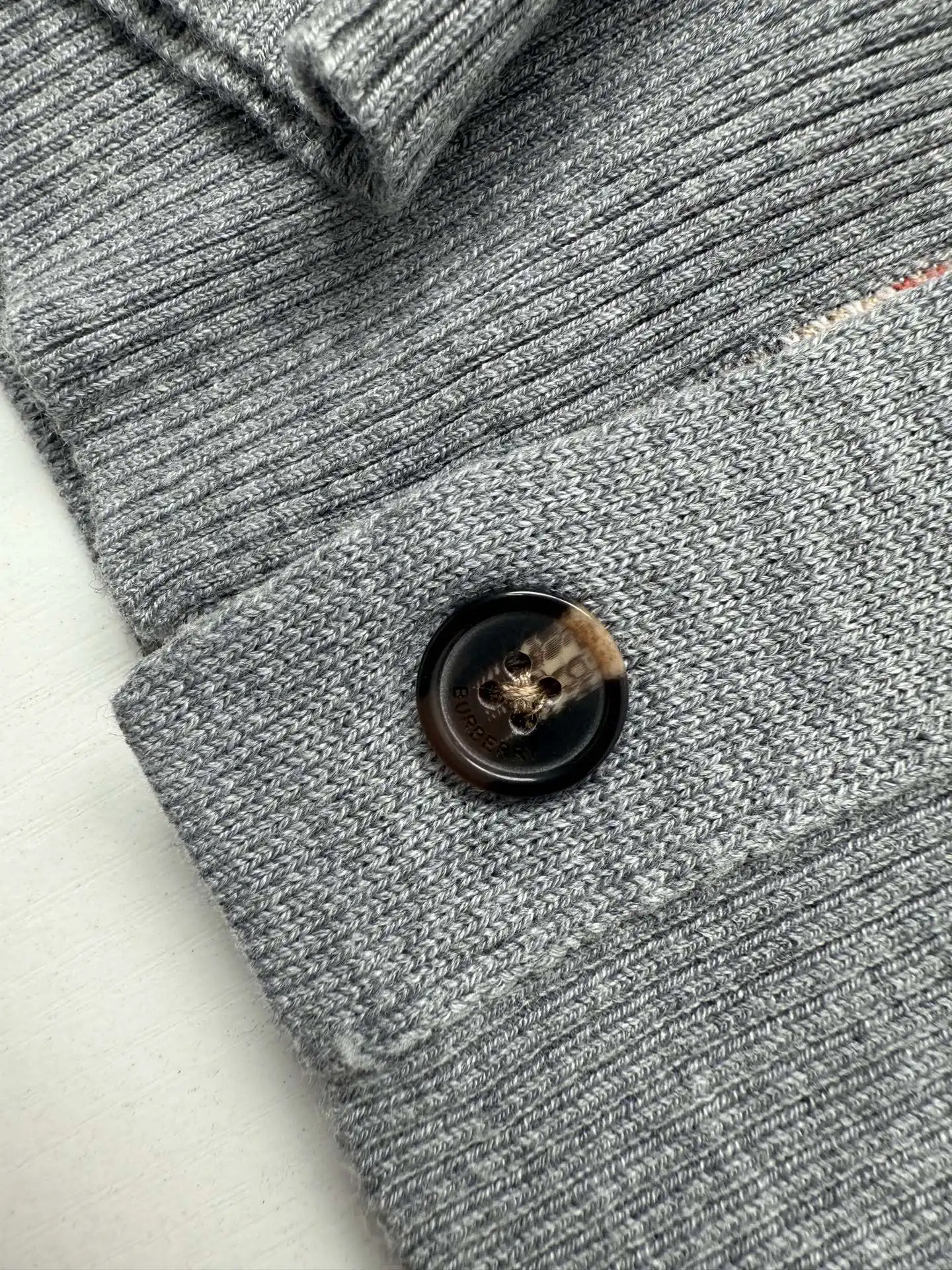 Check-Trim Knit Polo Cardigan D31020708 — view 10