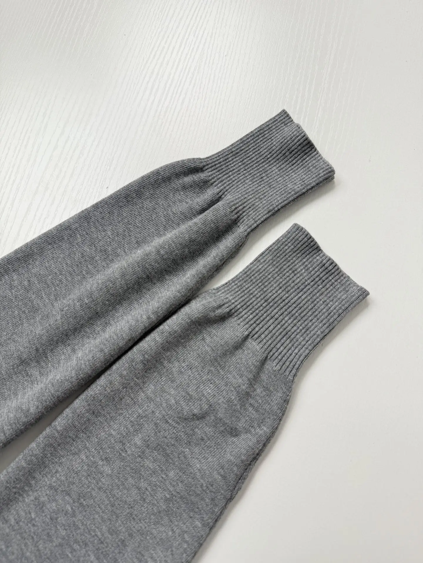 Check-Trim Knit Polo Cardigan D31020708 — view 11