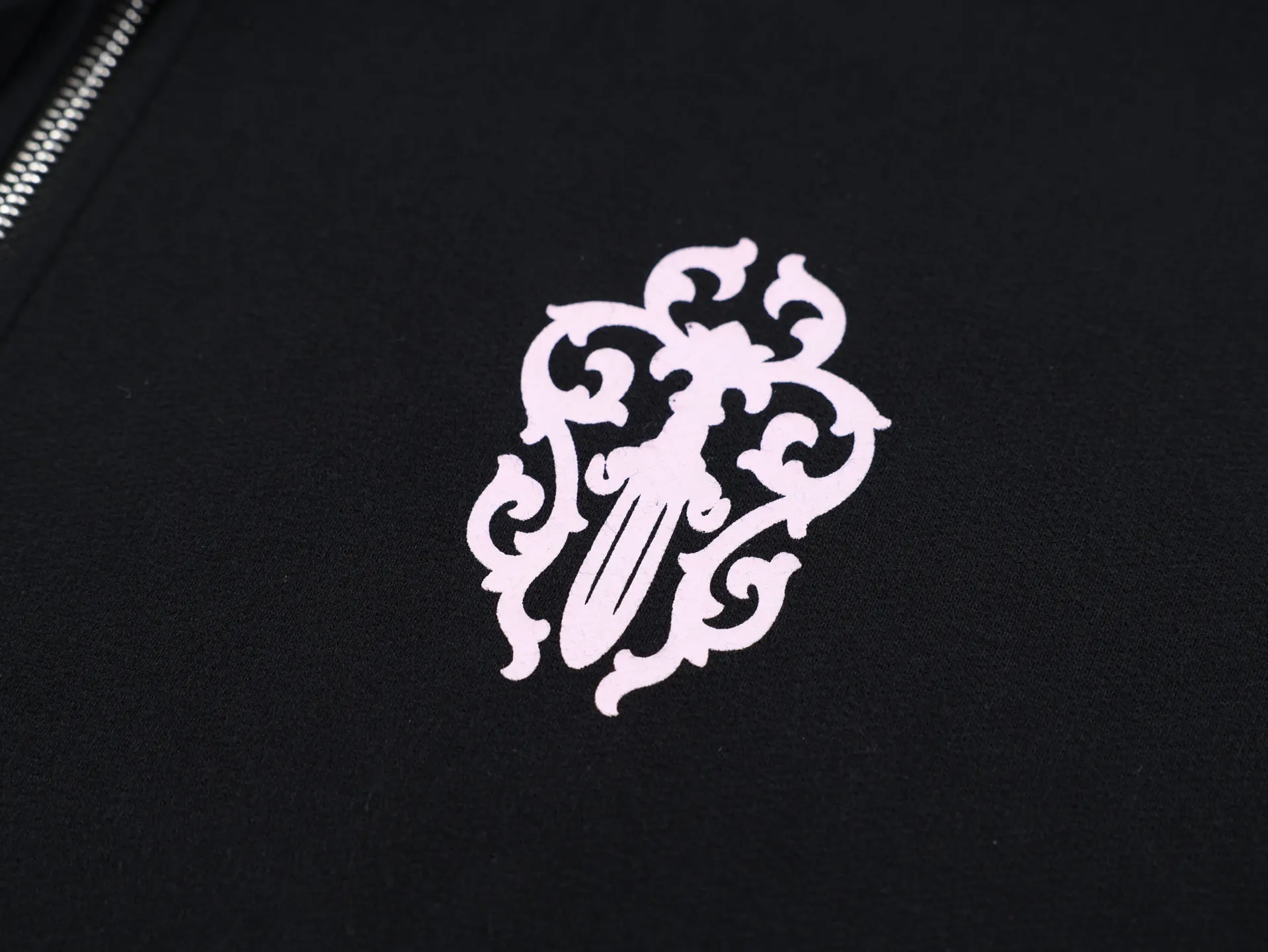 Deadly Doll Logo-Print Zip-Up Hoodie D31021155 — view 4