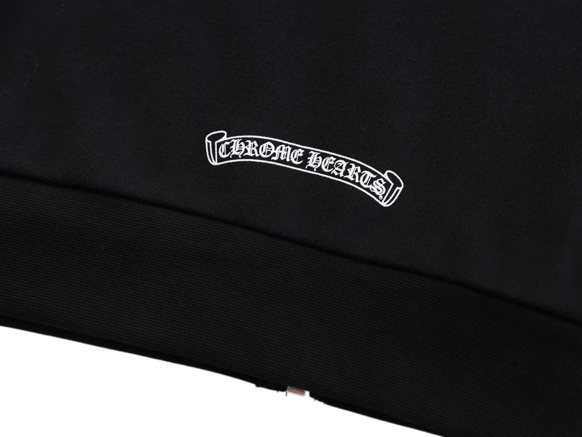 Scroll Logo Zip-Up Cotton Hoodie D31021152 — view 8