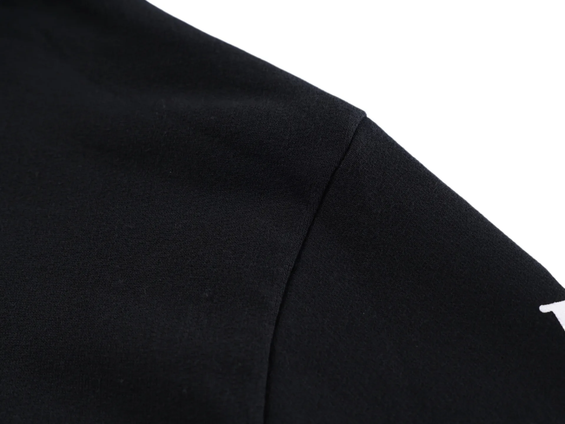 Scroll Logo Zip-Up Cotton Hoodie D31021152 — view 11