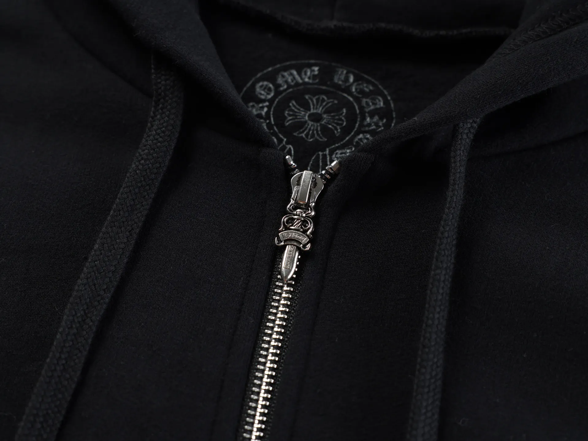Aspen Exclusive Logo-Print Zip-Up Hoodie D31021153 — view 4