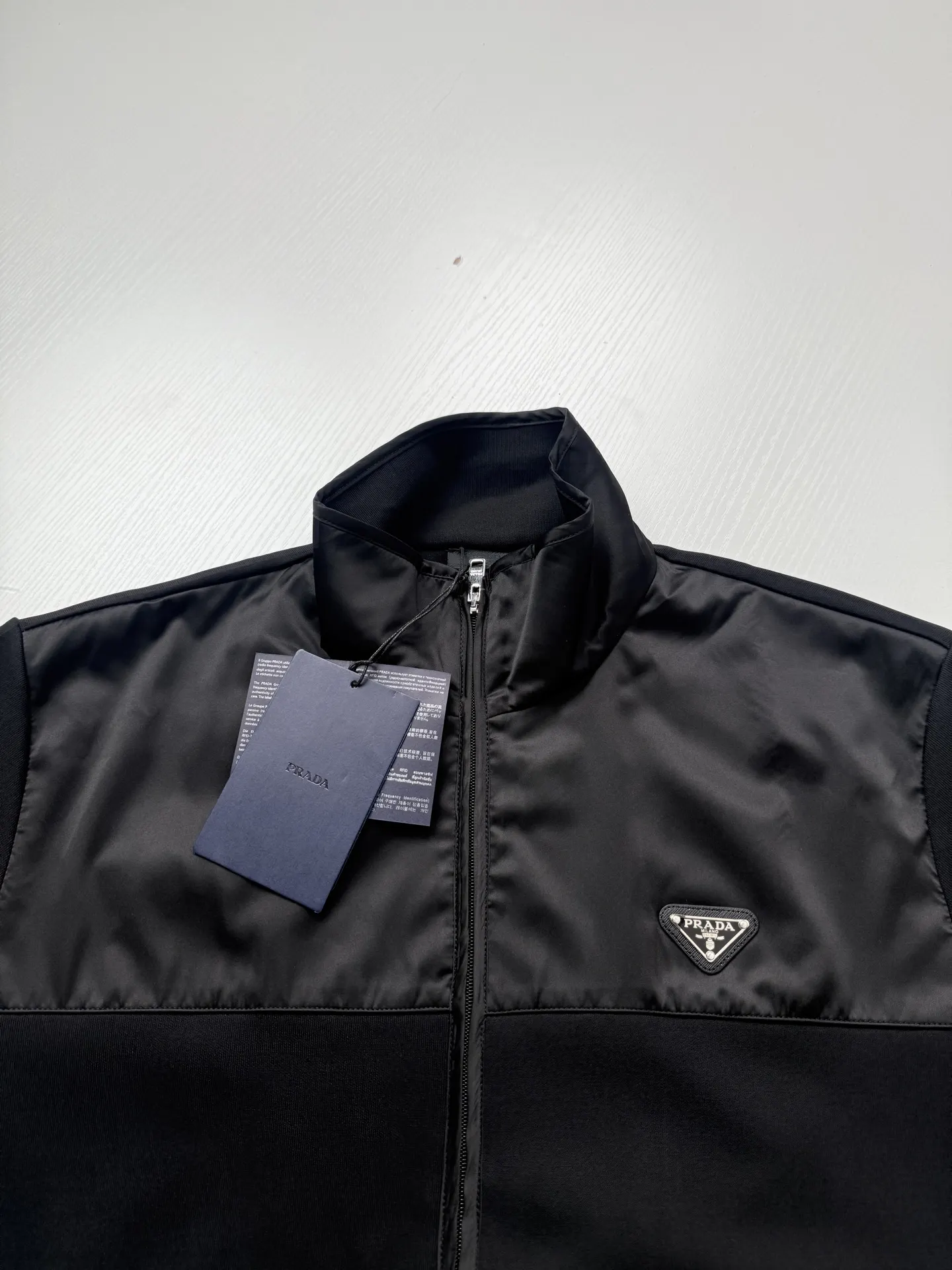 Nylon-Panelled Zip-Up Track Jacket D31020680 — view 5