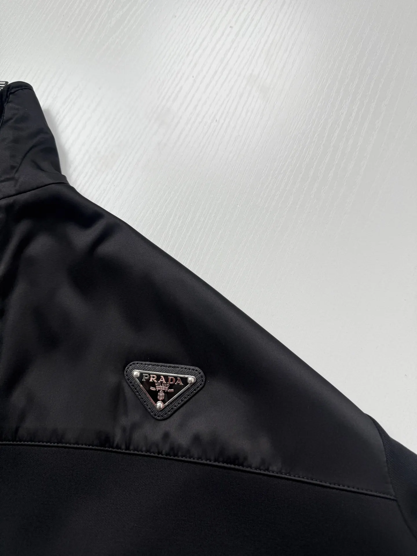 Nylon-Panelled Zip-Up Track Jacket D31020680 — view 10