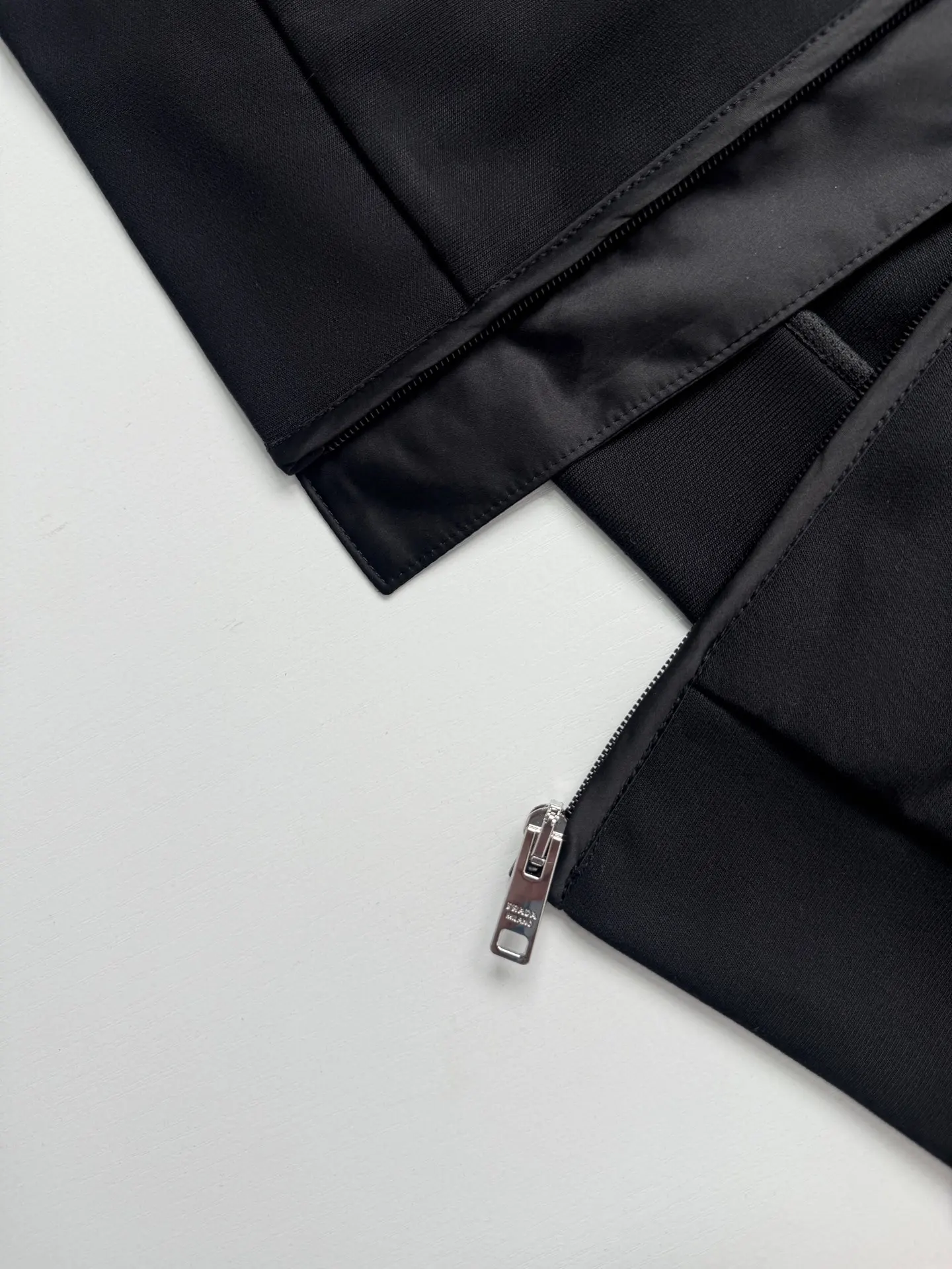 Nylon-Panelled Zip-Up Track Jacket D31020680 — view 11