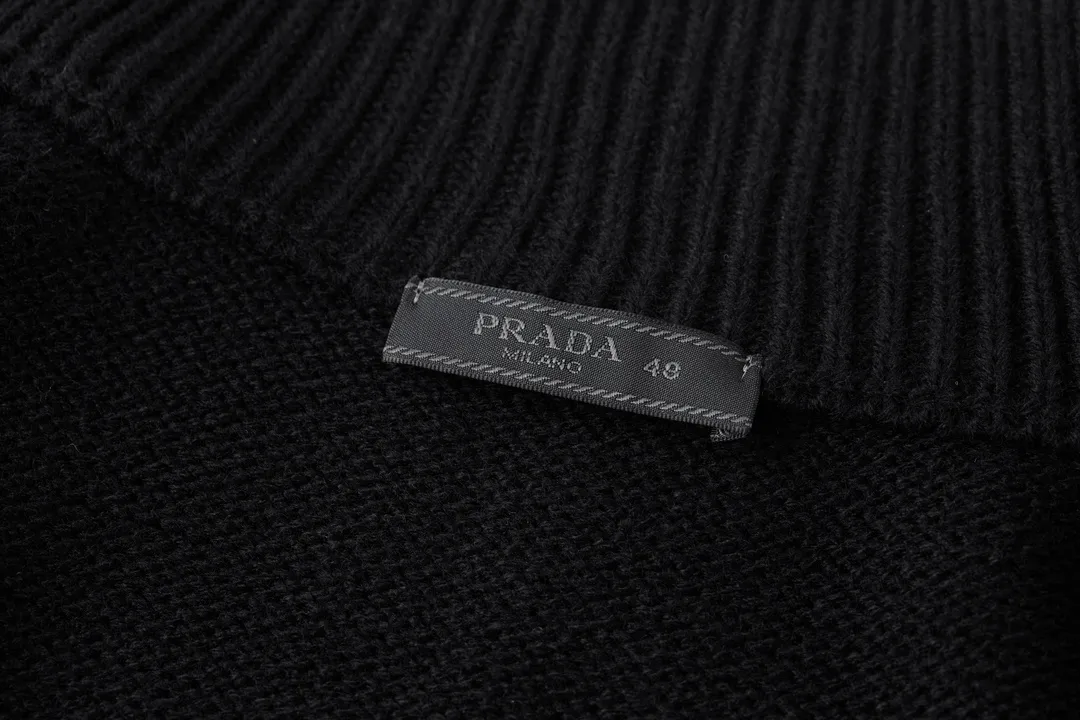 Logo-Embroidered Wool-Blend Zip-Up Cardigan D31021182 — view 4
