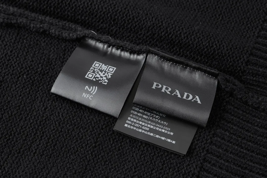 Logo-Embroidered Wool-Blend Zip-Up Cardigan D31021182 — view 9